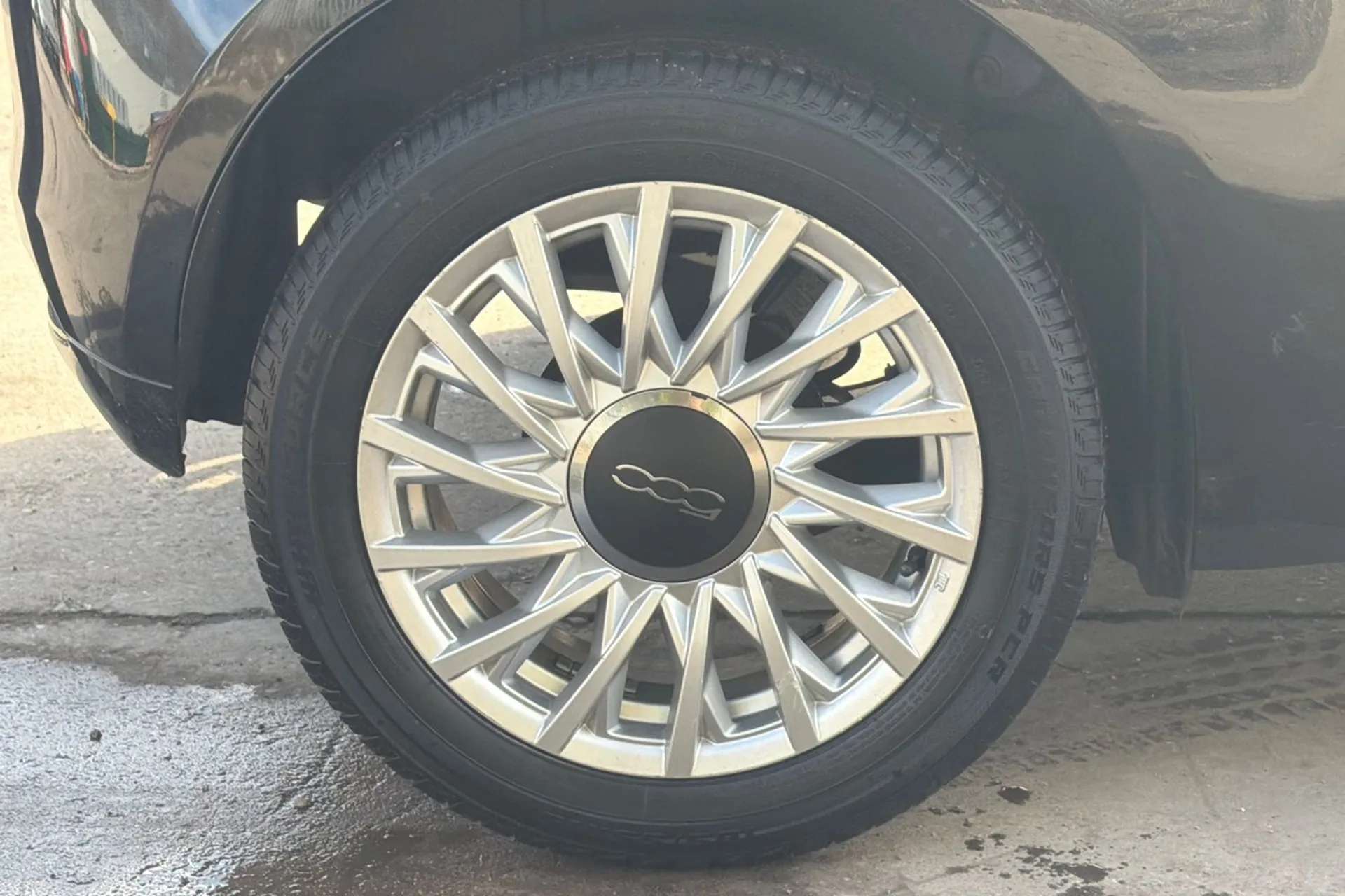 2021 FIAT 500 2021 FIAT 500