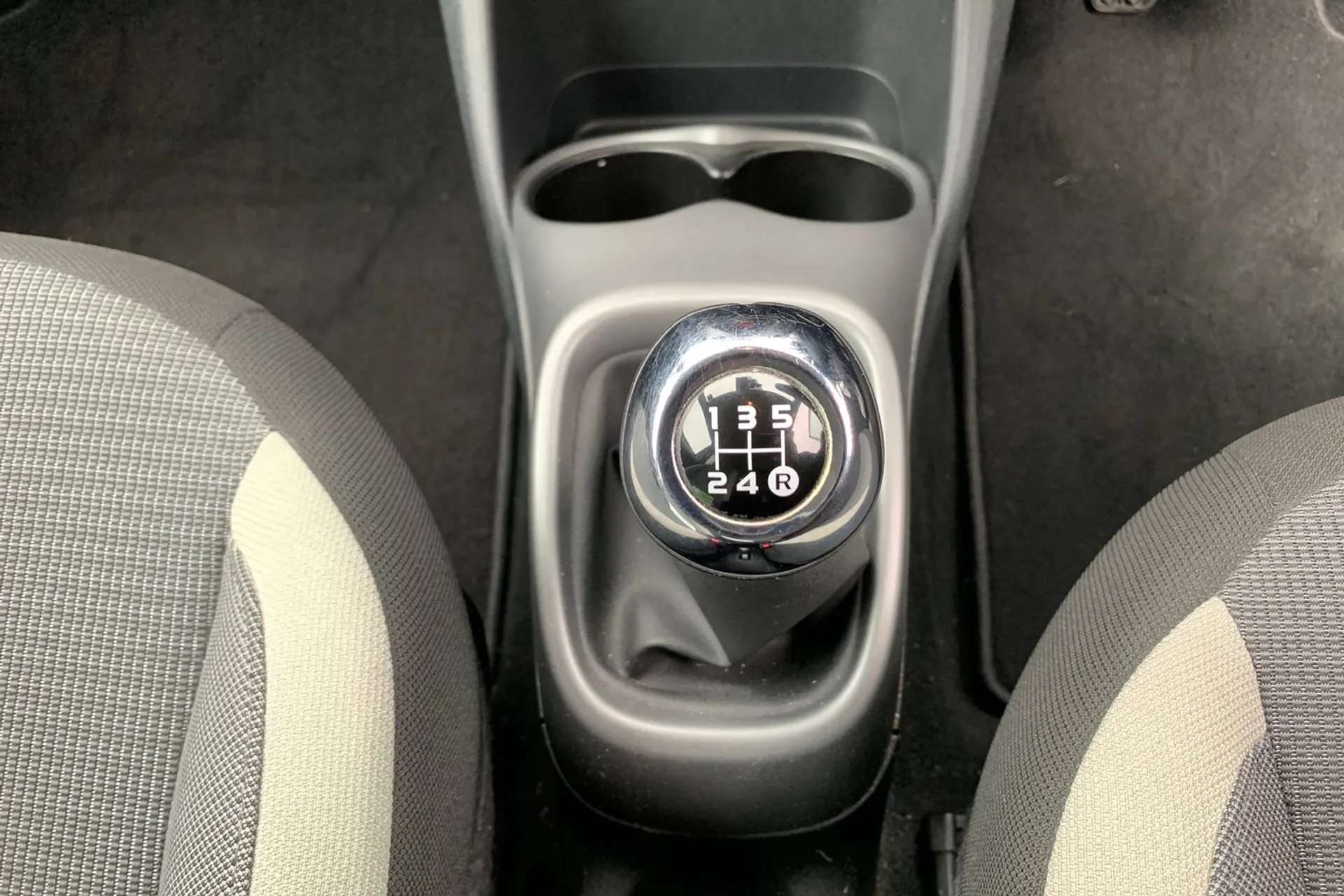 2021 TOYOTA AYGO 2021 TOYOTA AYGO