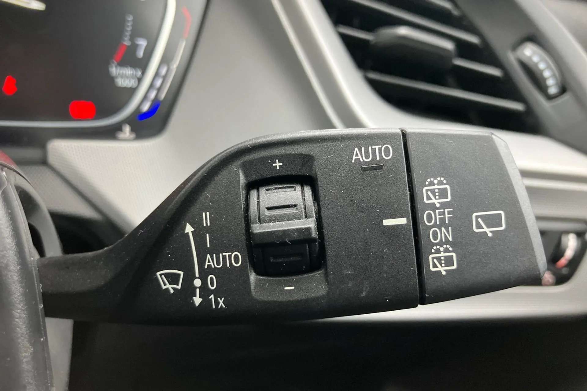 2020 BMW 1 SERIES 2020 BMW 1 SERIES