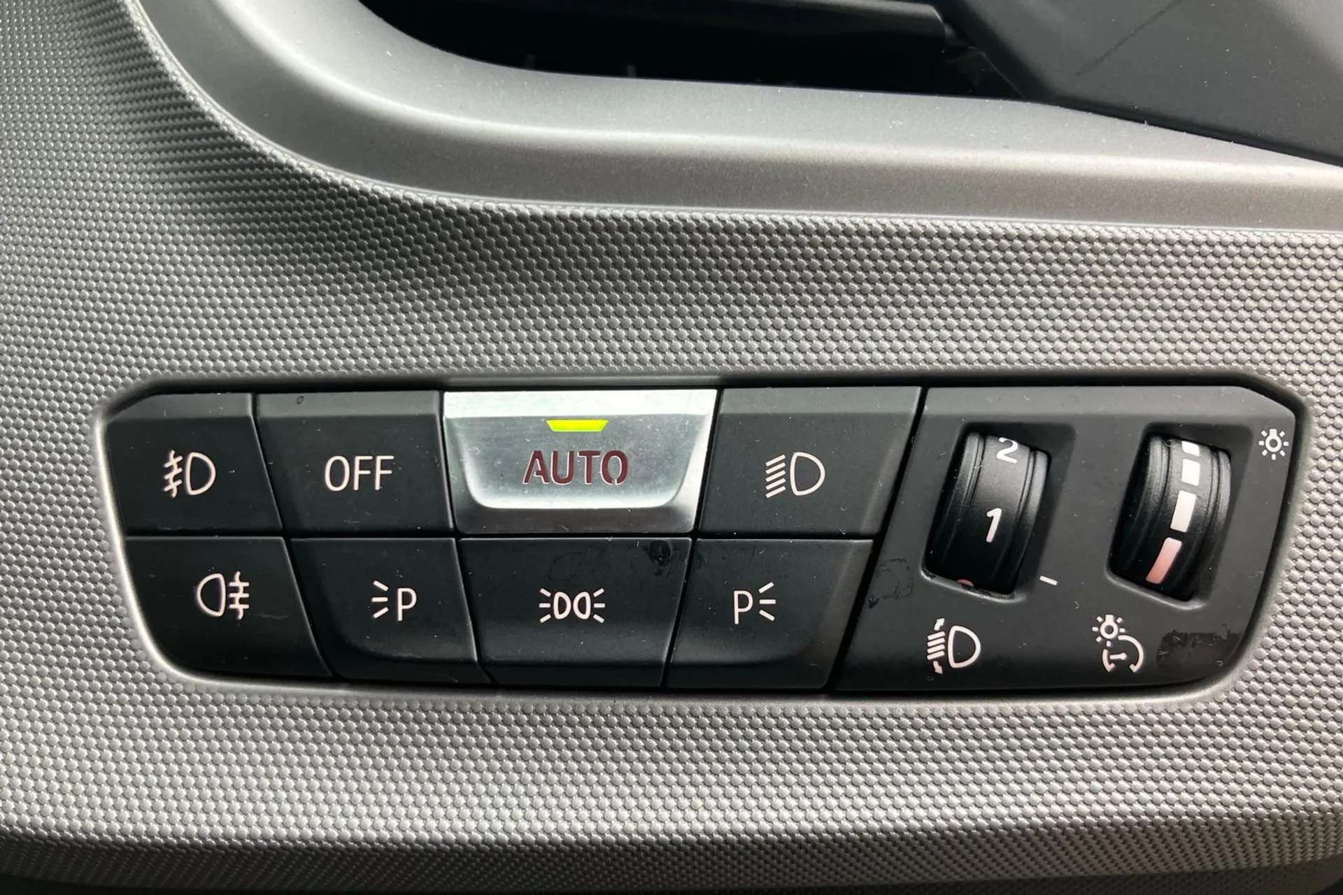 2020 BMW 1 SERIES 2020 BMW 1 SERIES