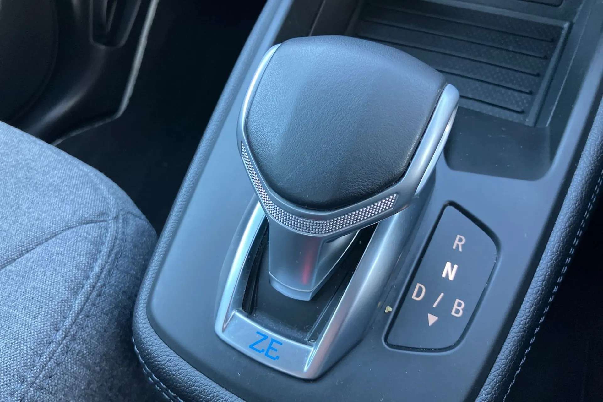 2020 RENAULT ZOE 2020 RENAULT ZOE