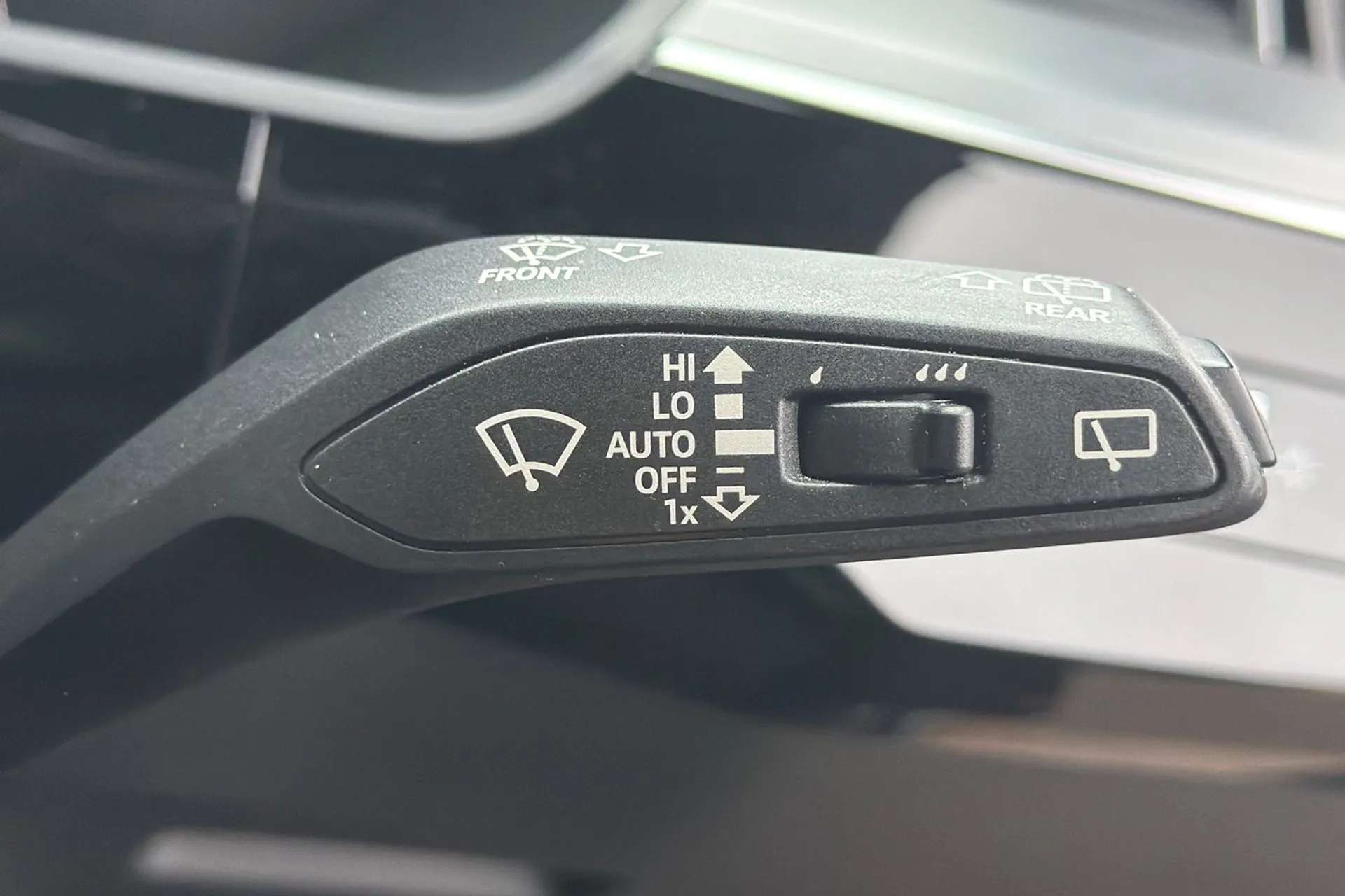 2022 AUDI E-TRON 2022 AUDI E-TRON