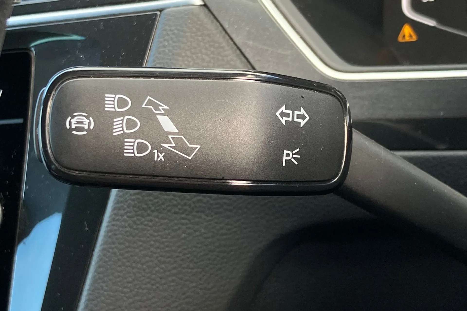2023 VOLKSWAGEN TIGUAN 2023 VOLKSWAGEN TIGUAN