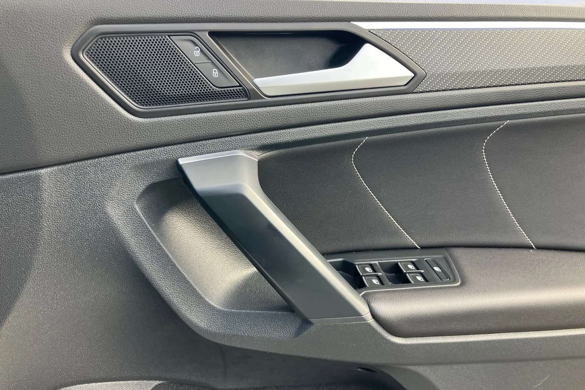 2023 VOLKSWAGEN TIGUAN 2023 VOLKSWAGEN TIGUAN