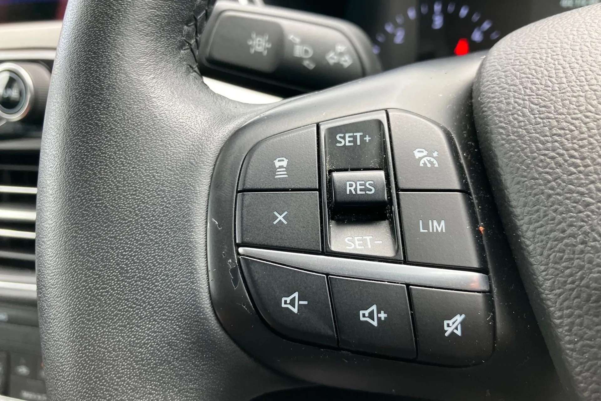 2021 FORD KUGA 2021 FORD KUGA