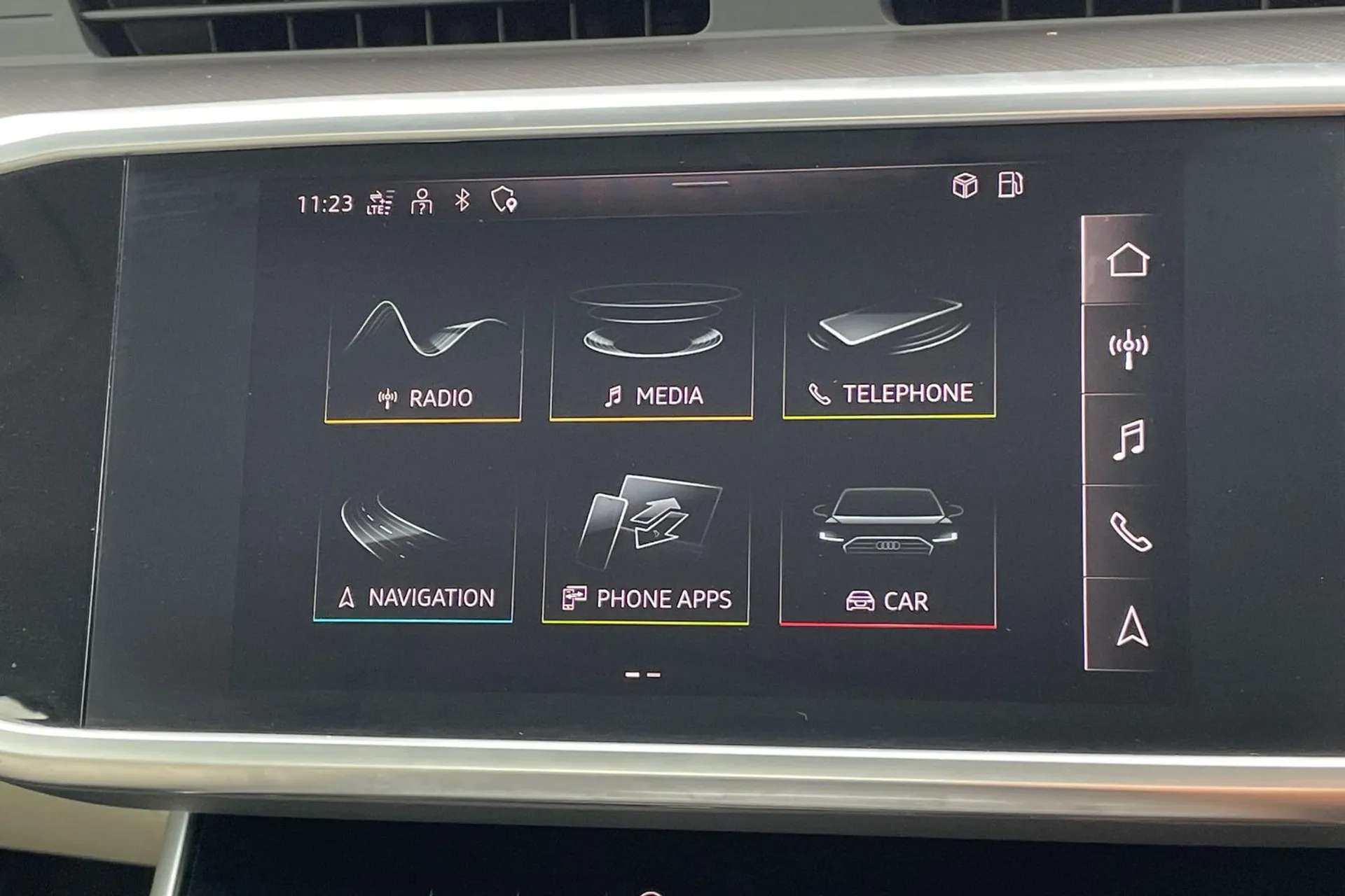 2021 AUDI A6 2021 AUDI A6