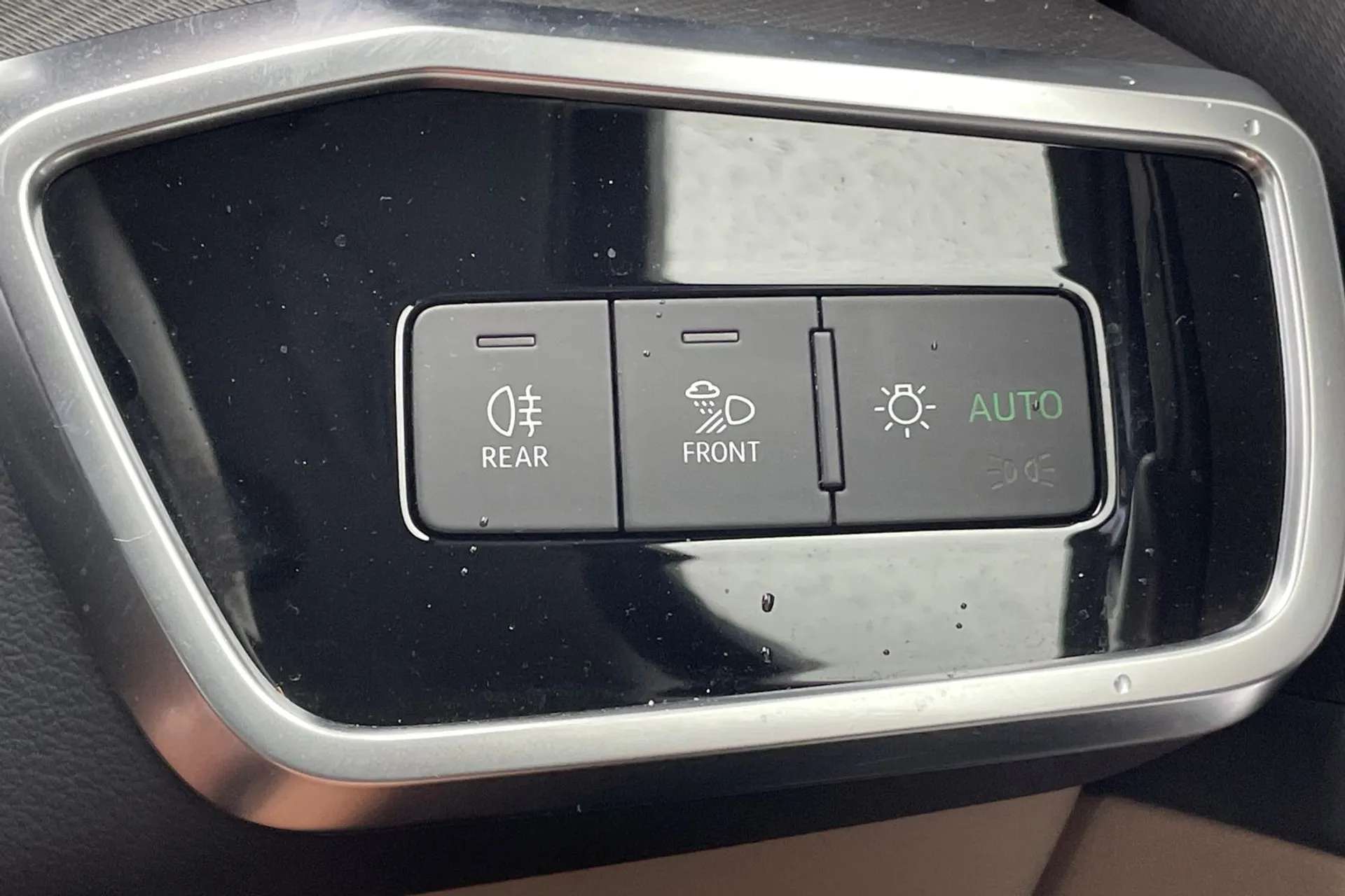 2021 AUDI A6 2021 AUDI A6