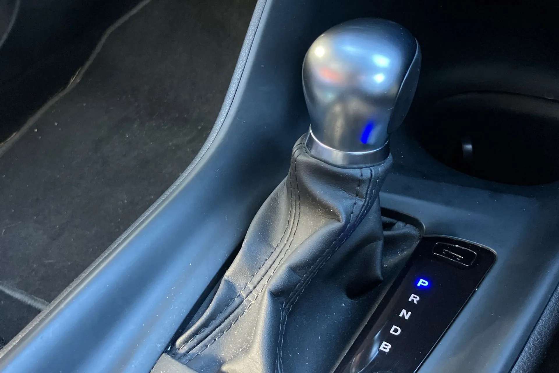 2023 TOYOTA C-HR 2023 TOYOTA C-HR