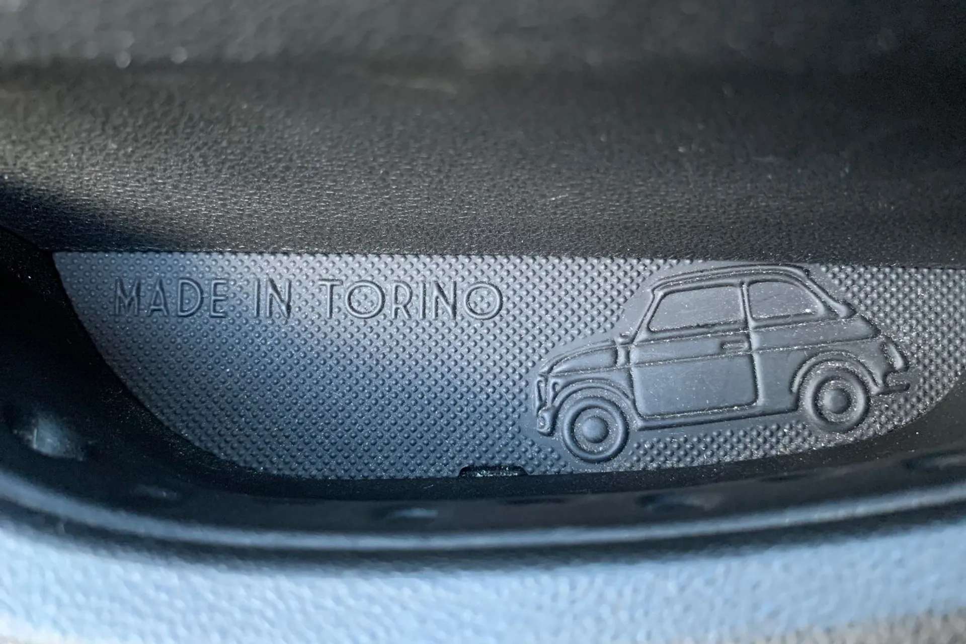 2023 FIAT 500 2023 FIAT 500