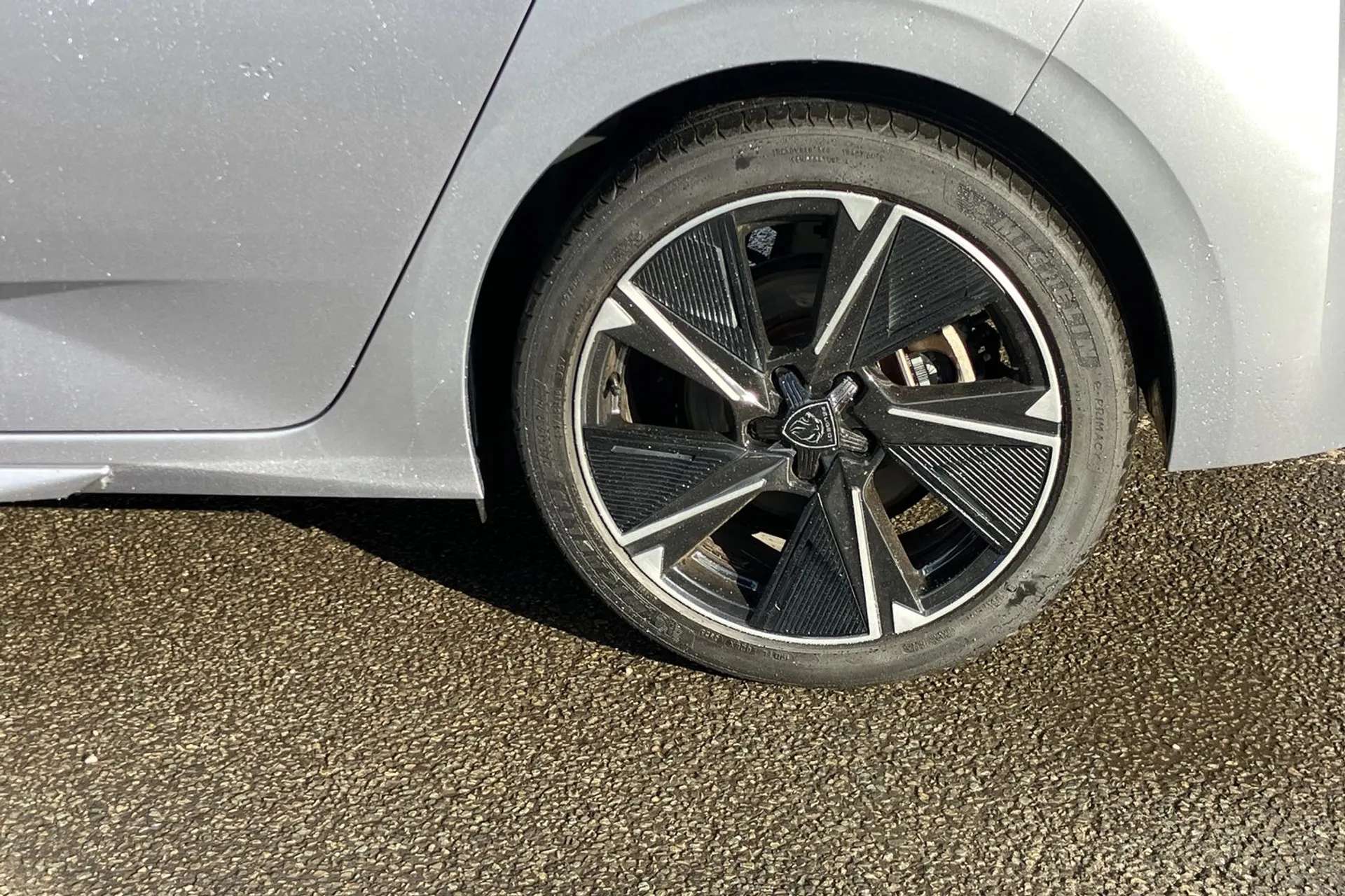 2024 PEUGEOT 308 2024 PEUGEOT 308