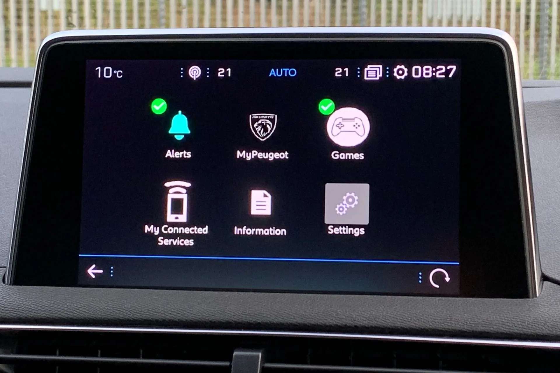 2020 PEUGEOT 3008 2020 PEUGEOT 3008