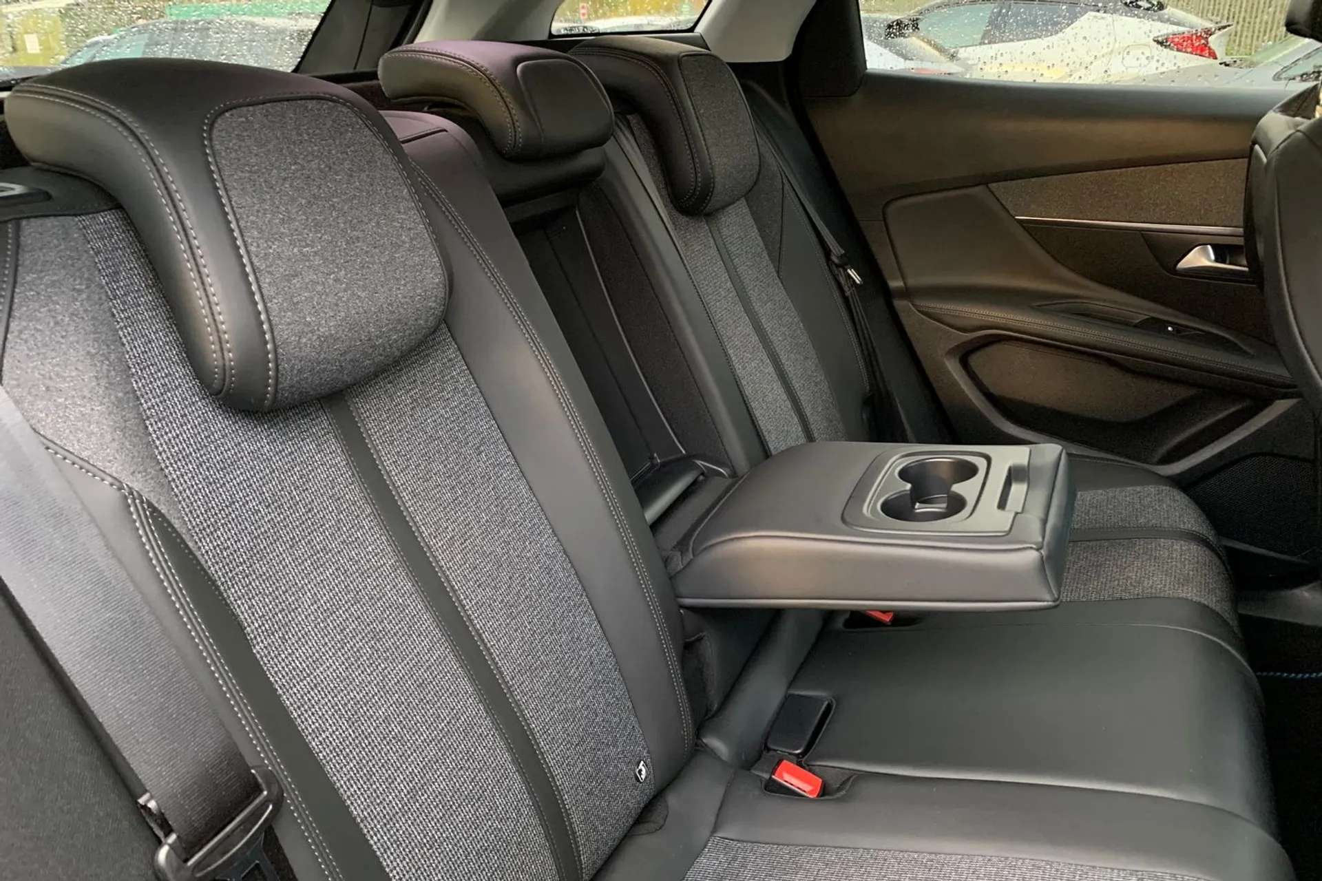 2020 PEUGEOT 3008 2020 PEUGEOT 3008