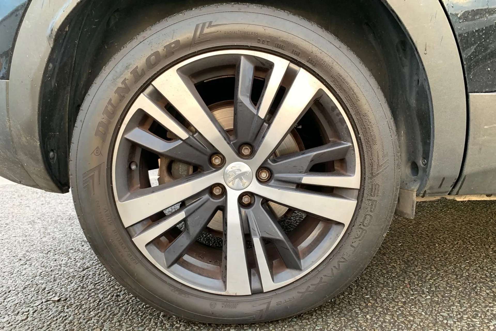 2020 PEUGEOT 3008 2020 PEUGEOT 3008