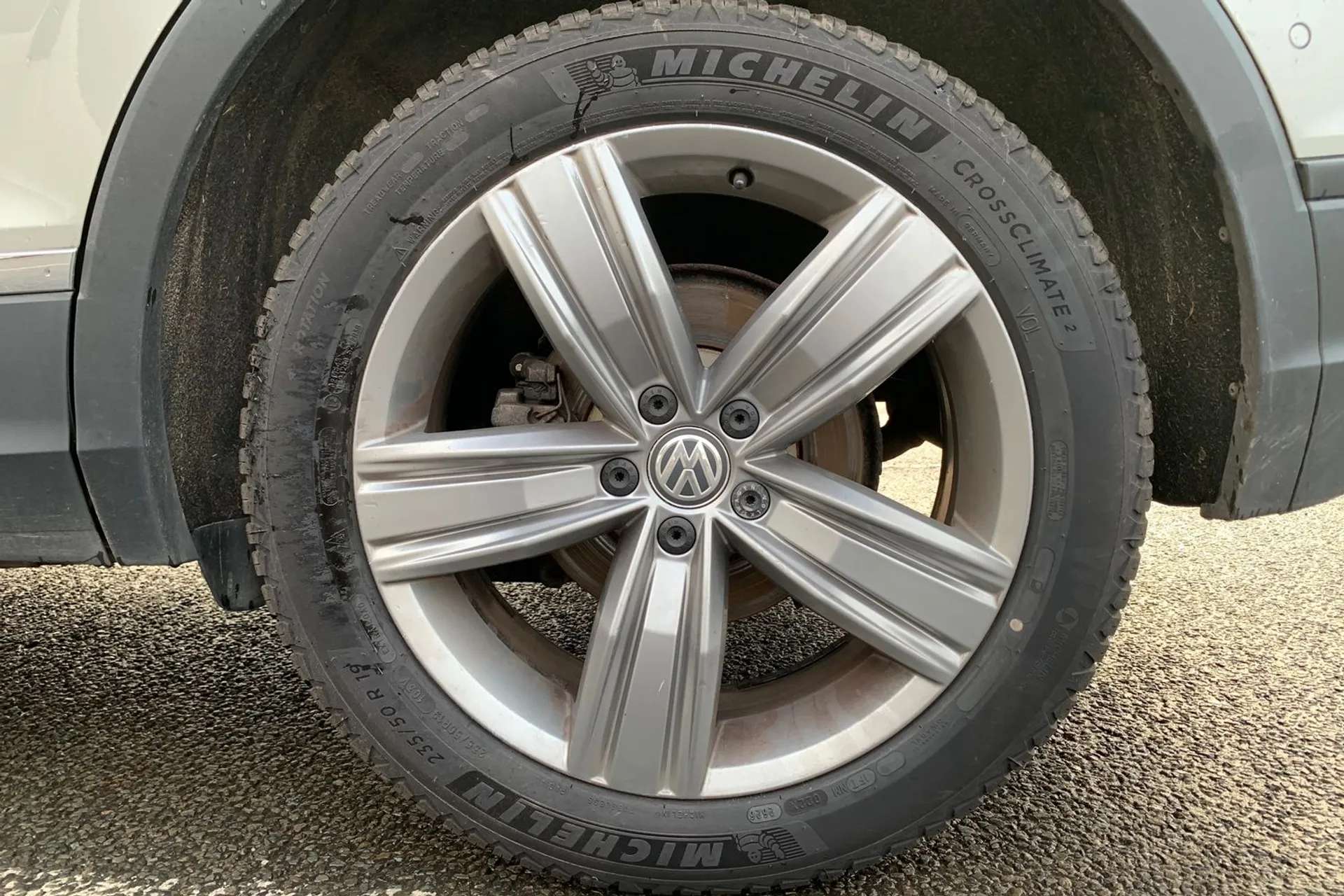 2019 VOLKSWAGEN TIGUAN 2019 VOLKSWAGEN TIGUAN
