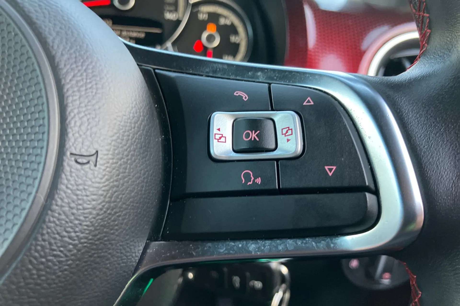2022 VOLKSWAGEN UP 2022 VOLKSWAGEN UP