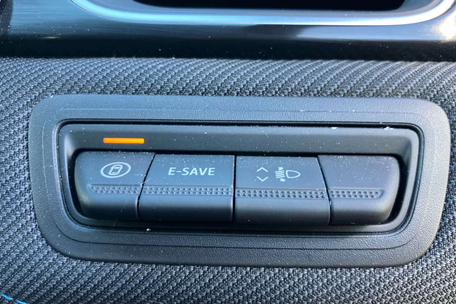 2025 RENAULT CAPTUR 2025 RENAULT CAPTUR