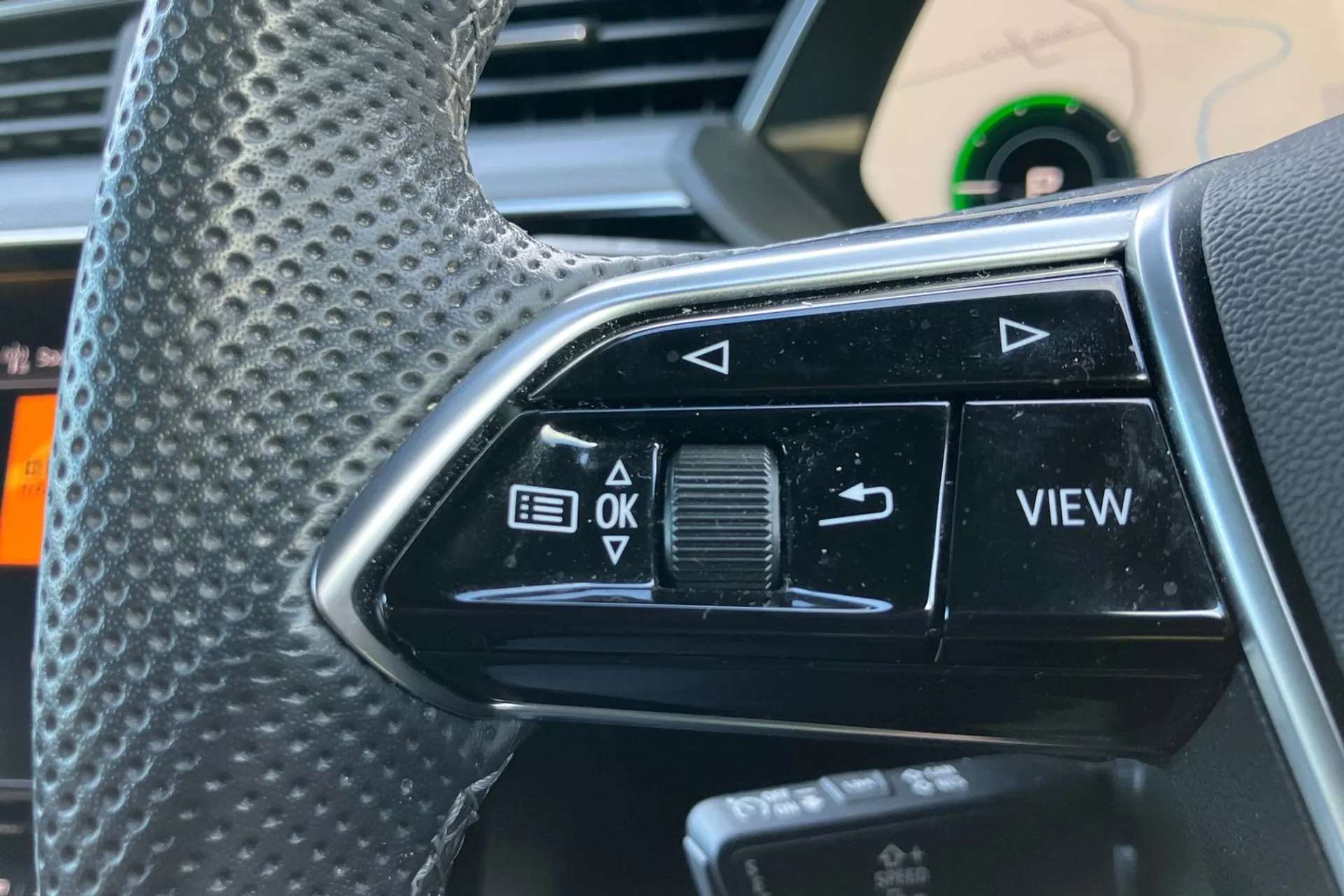 2023 AUDI Q8 2023 AUDI Q8