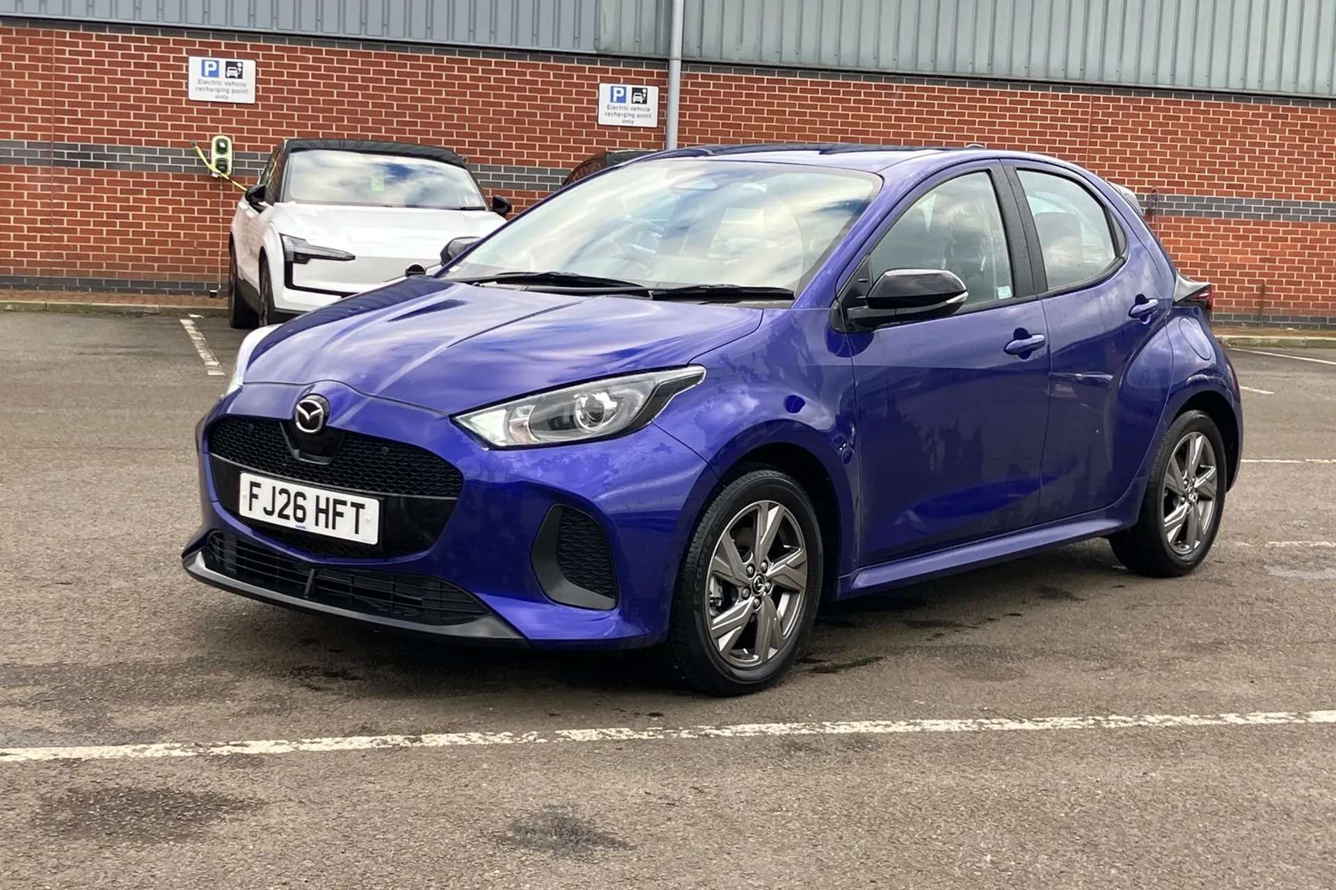 2026 MAZDA 2 HYBRID 2026 MAZDA 2 HYBRID