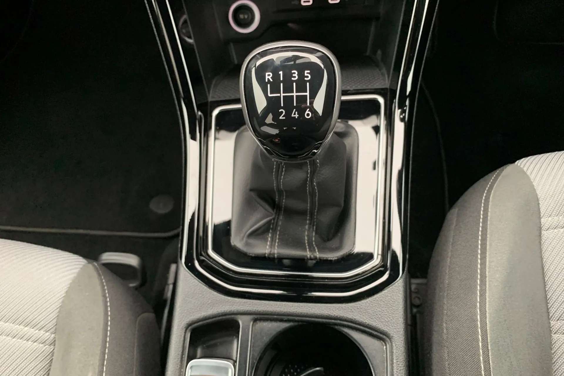 2022 VOLKSWAGEN TOURAN 2022 VOLKSWAGEN TOURAN
