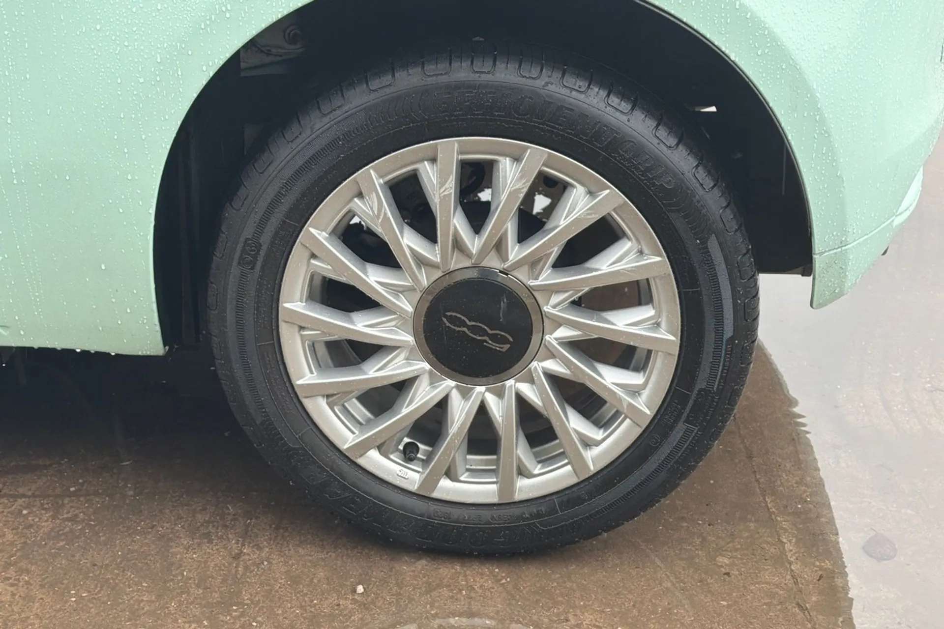 2020 FIAT 500 2020 FIAT 500