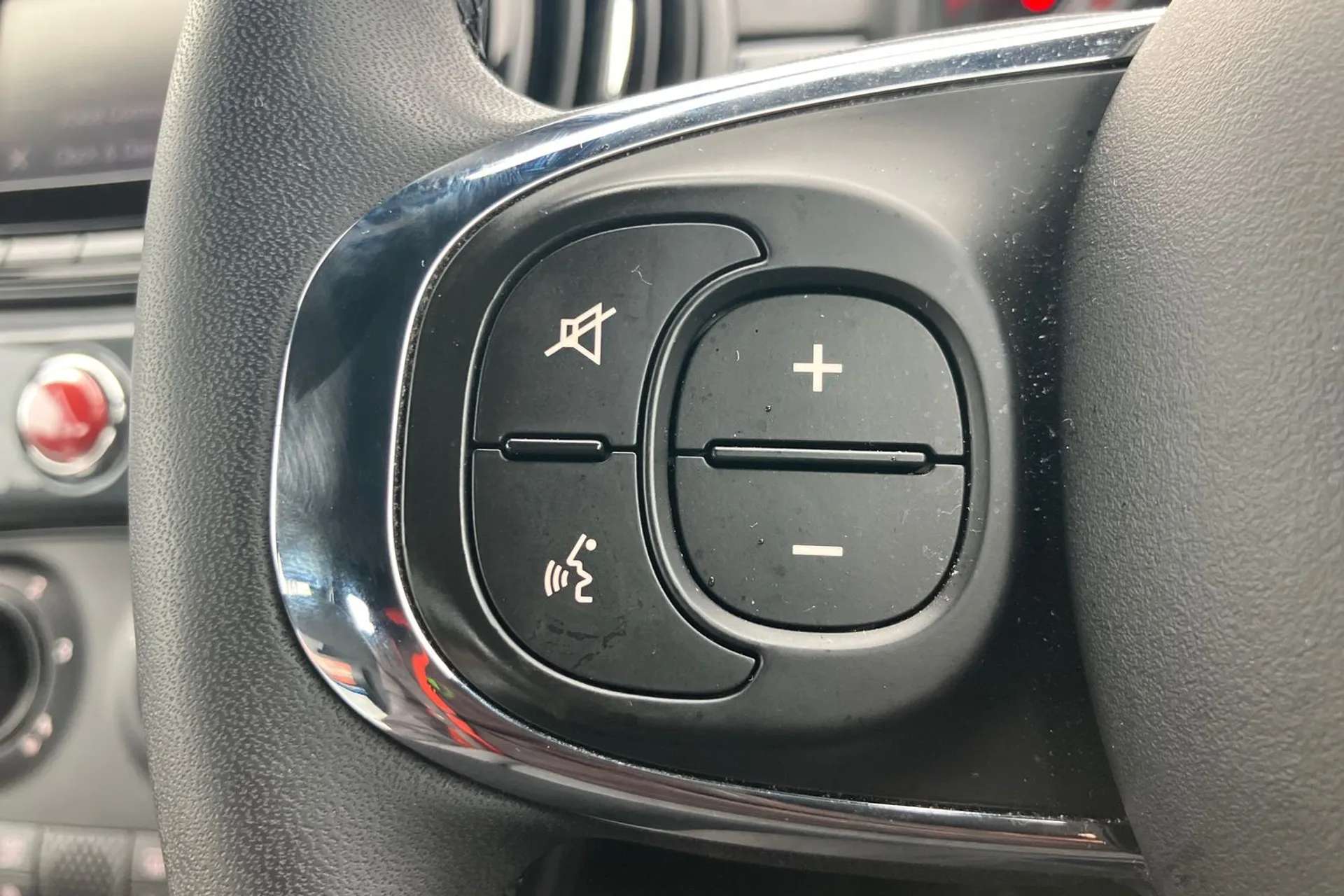 2020 FIAT 500 2020 FIAT 500