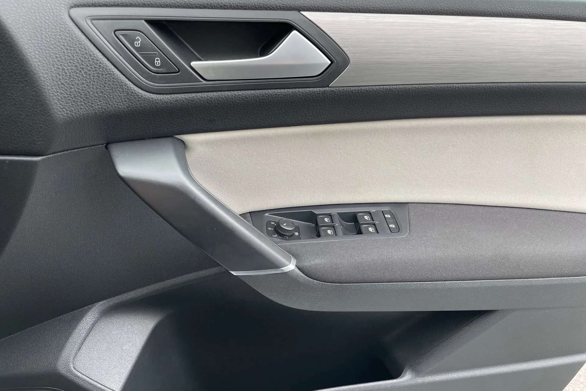 2021 VOLKSWAGEN TOURAN 2021 VOLKSWAGEN TOURAN