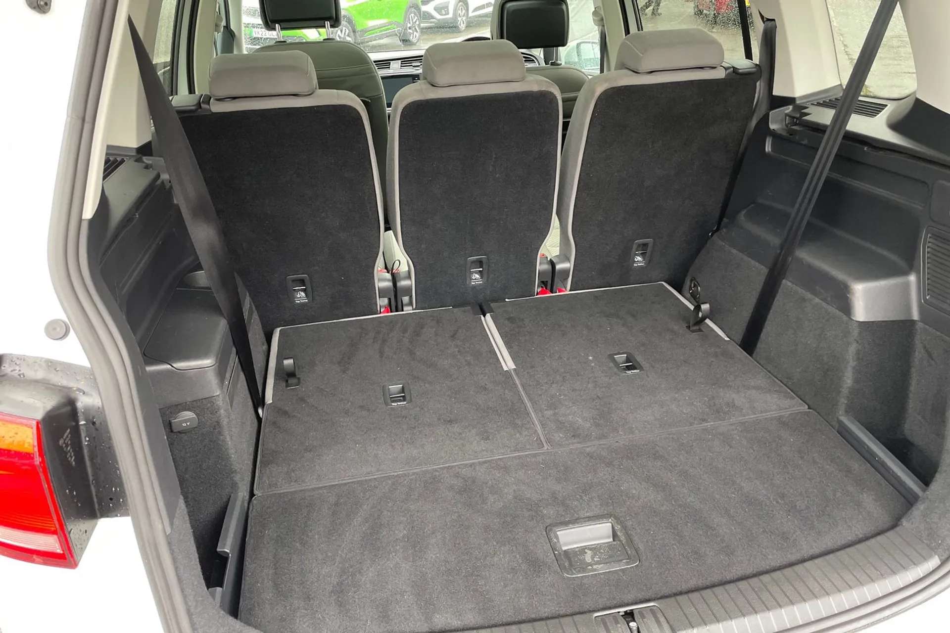 2021 VOLKSWAGEN TOURAN 2021 VOLKSWAGEN TOURAN