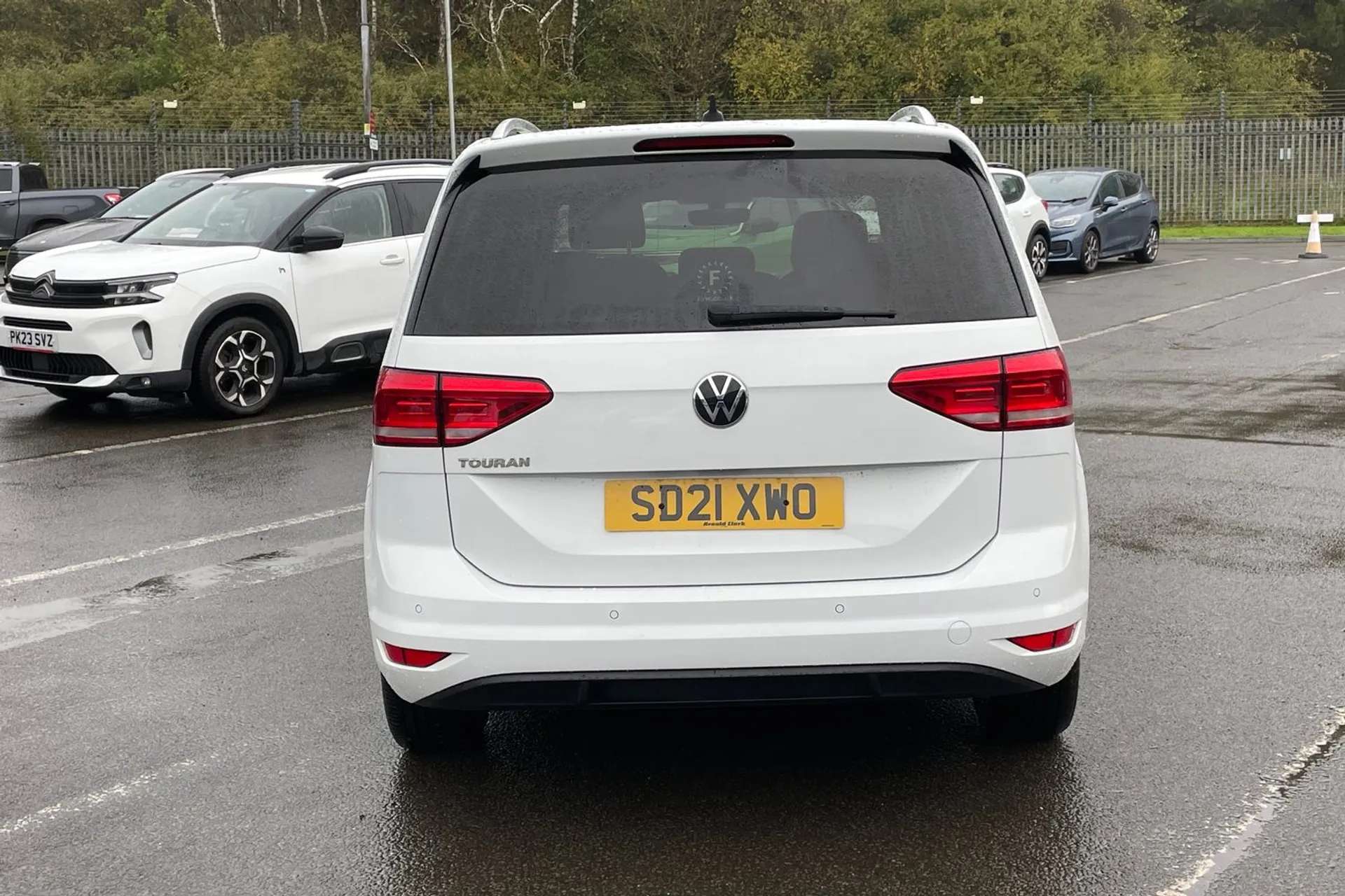 2021 VOLKSWAGEN TOURAN 2021 VOLKSWAGEN TOURAN