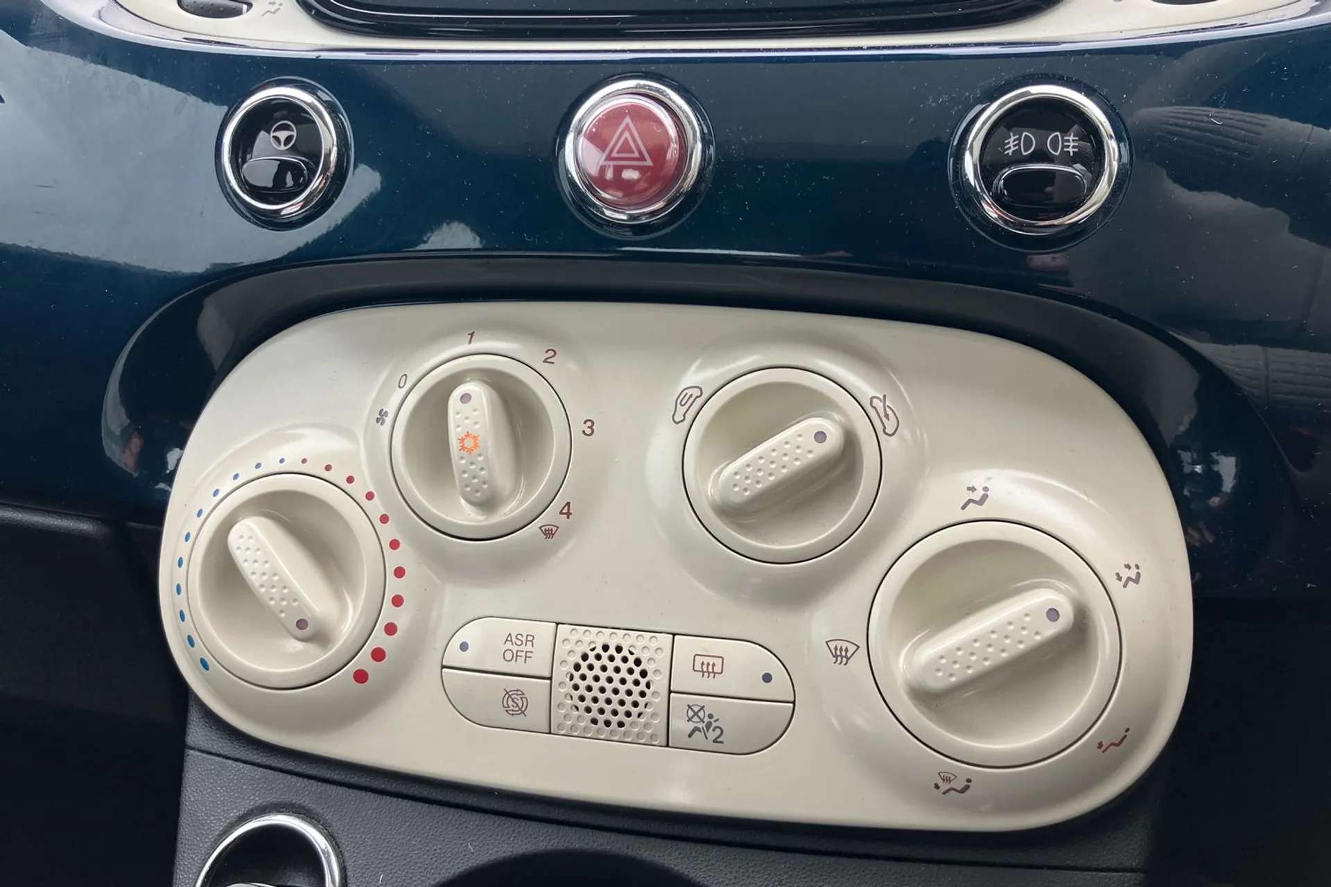 2023 FIAT 500 2023 FIAT 500