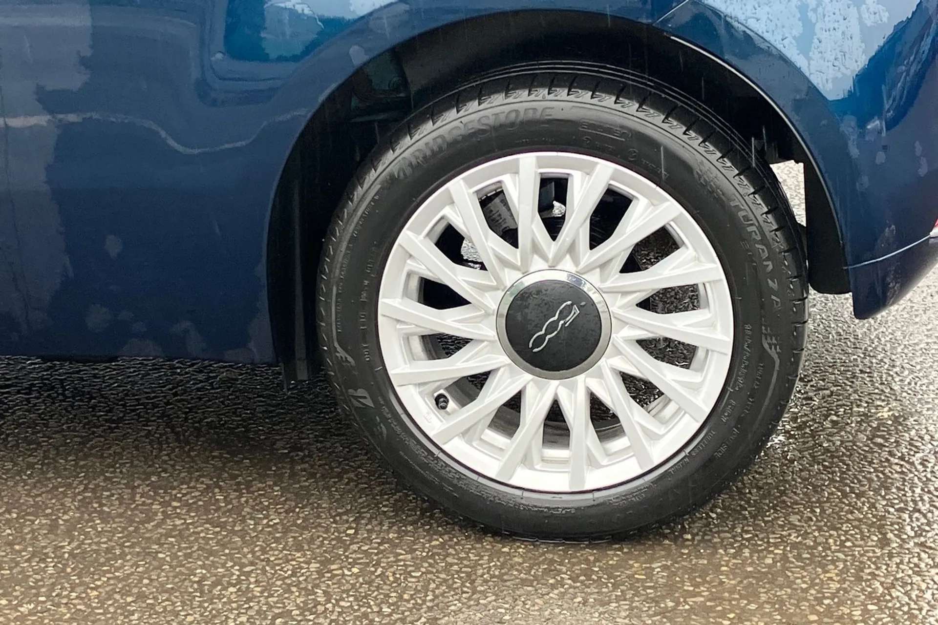 2023 FIAT 500 2023 FIAT 500