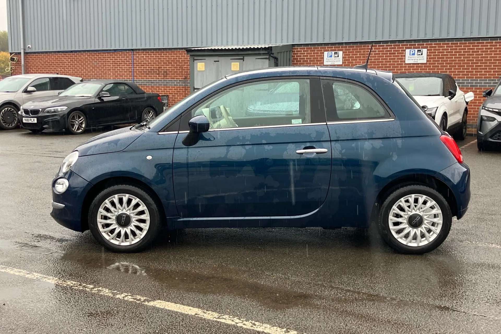 2023 FIAT 500 2023 FIAT 500