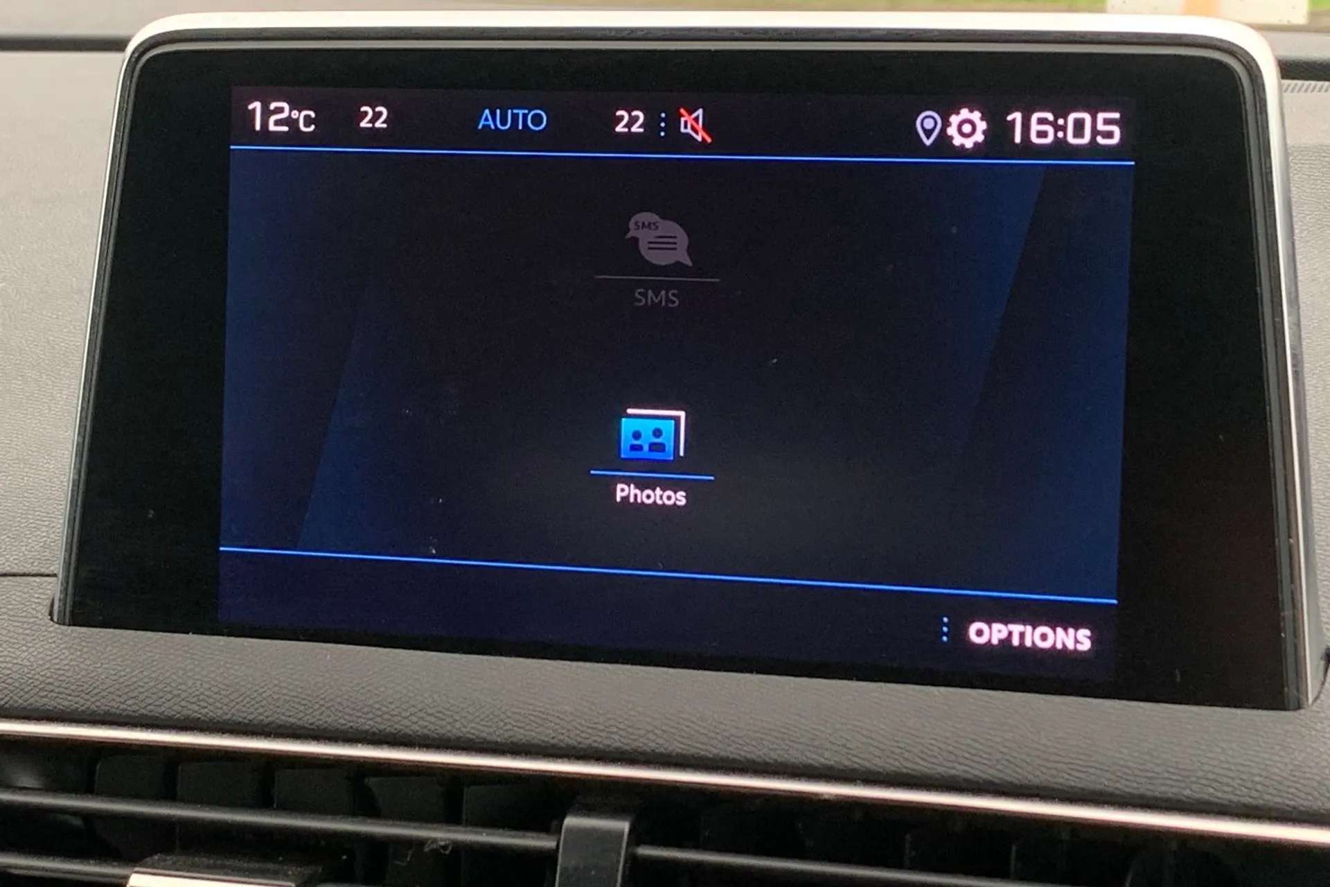2023 PEUGEOT 3008 2023 PEUGEOT 3008