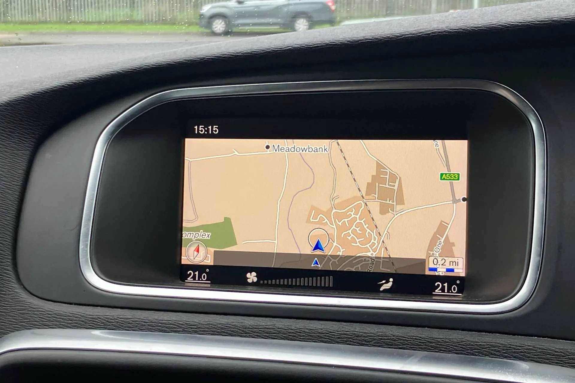 2017 VOLVO V40 2017 VOLVO V40