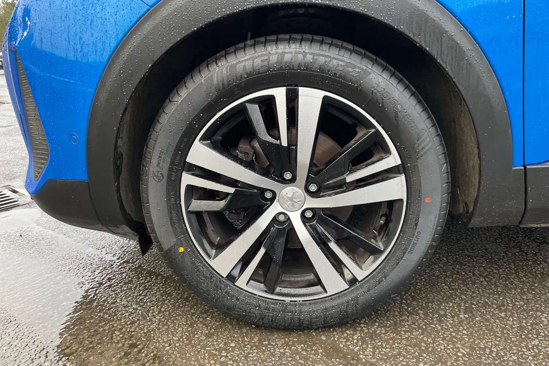 2021 PEUGEOT 3008 2021 PEUGEOT 3008