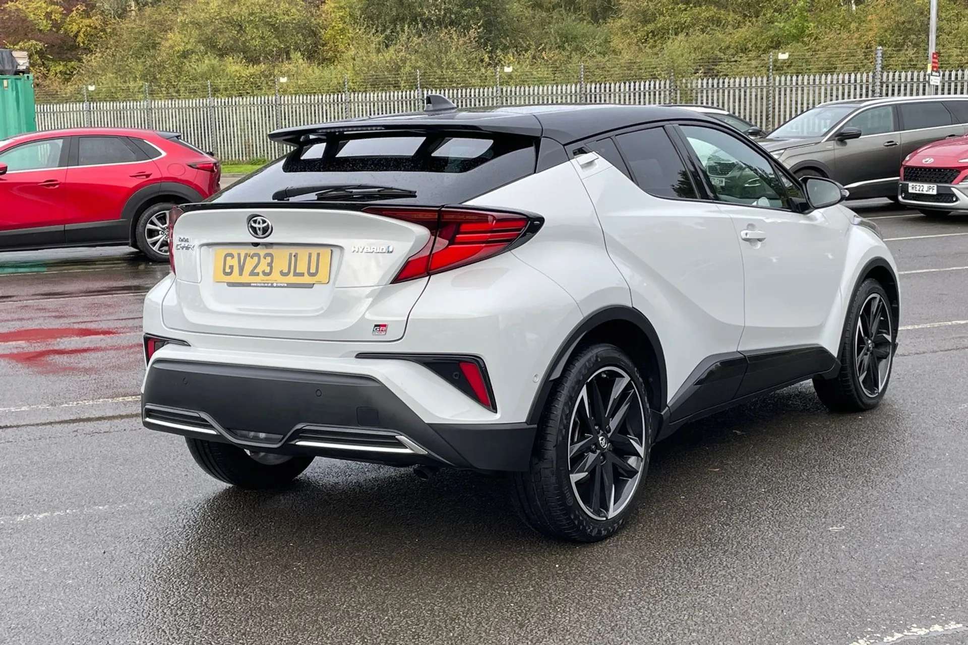 2023 TOYOTA C-HR 2023 TOYOTA C-HR