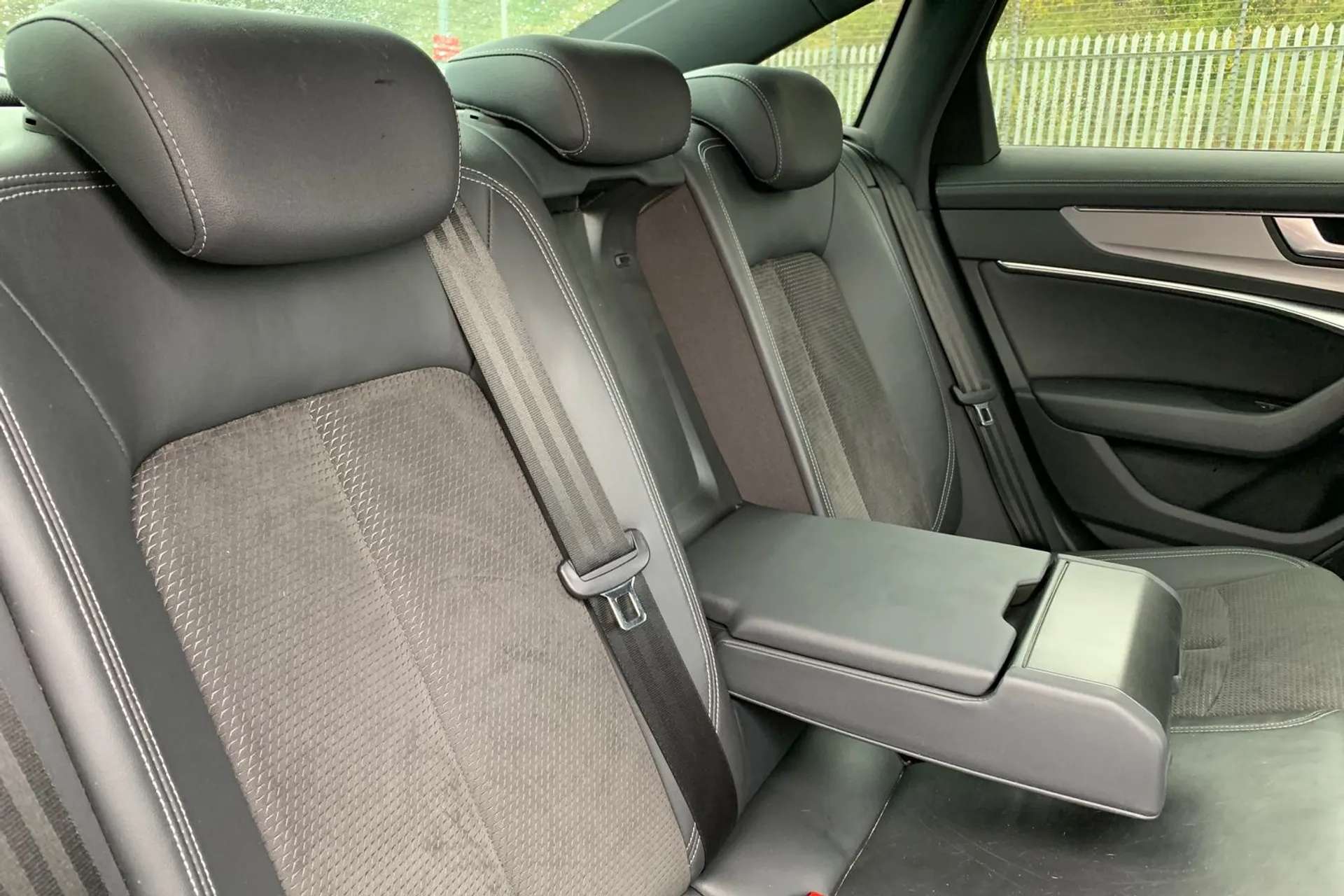2021 AUDI A6 2021 AUDI A6