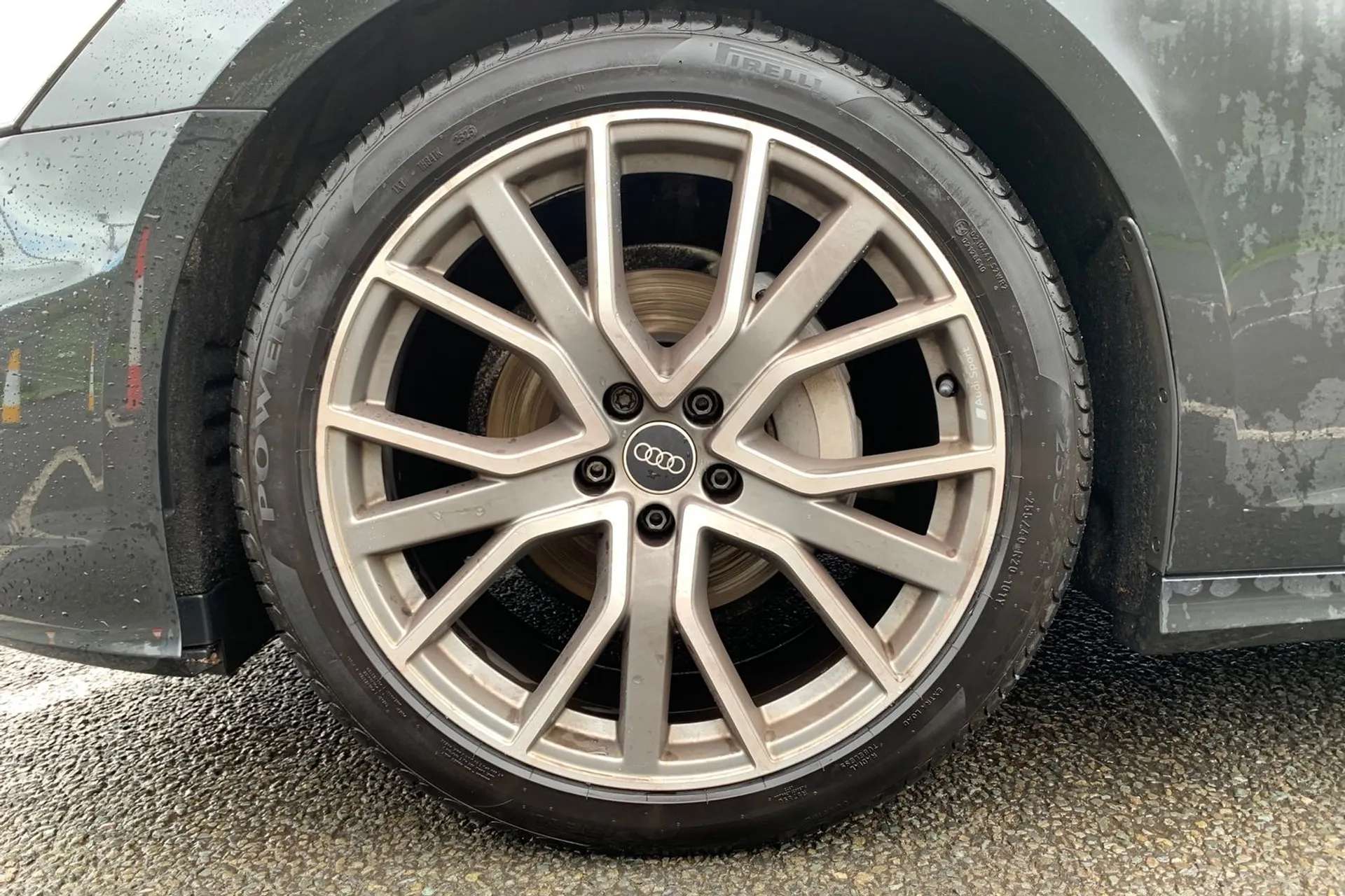 2021 AUDI A6 2021 AUDI A6