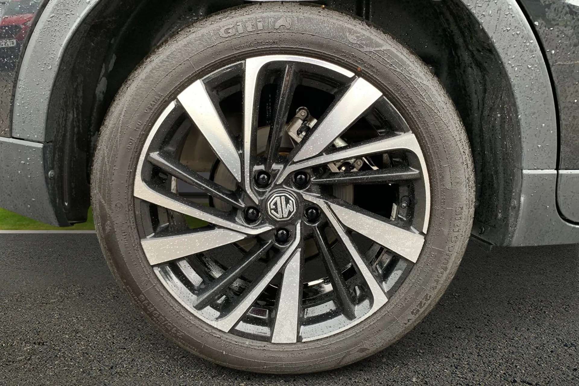 2024 MG MOTOR UK ZS 2024 MG MOTOR UK ZS