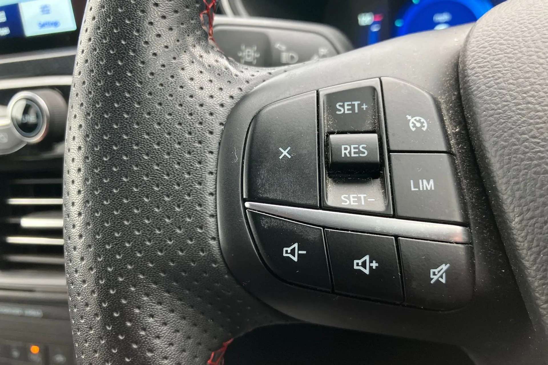2023 FORD KUGA 2023 FORD KUGA