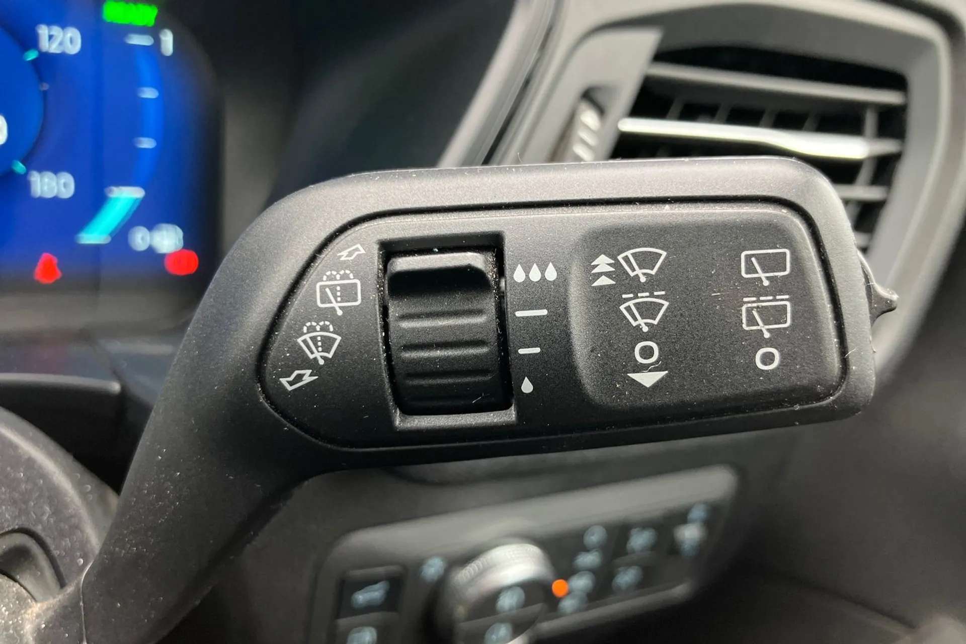 2023 FORD KUGA 2023 FORD KUGA