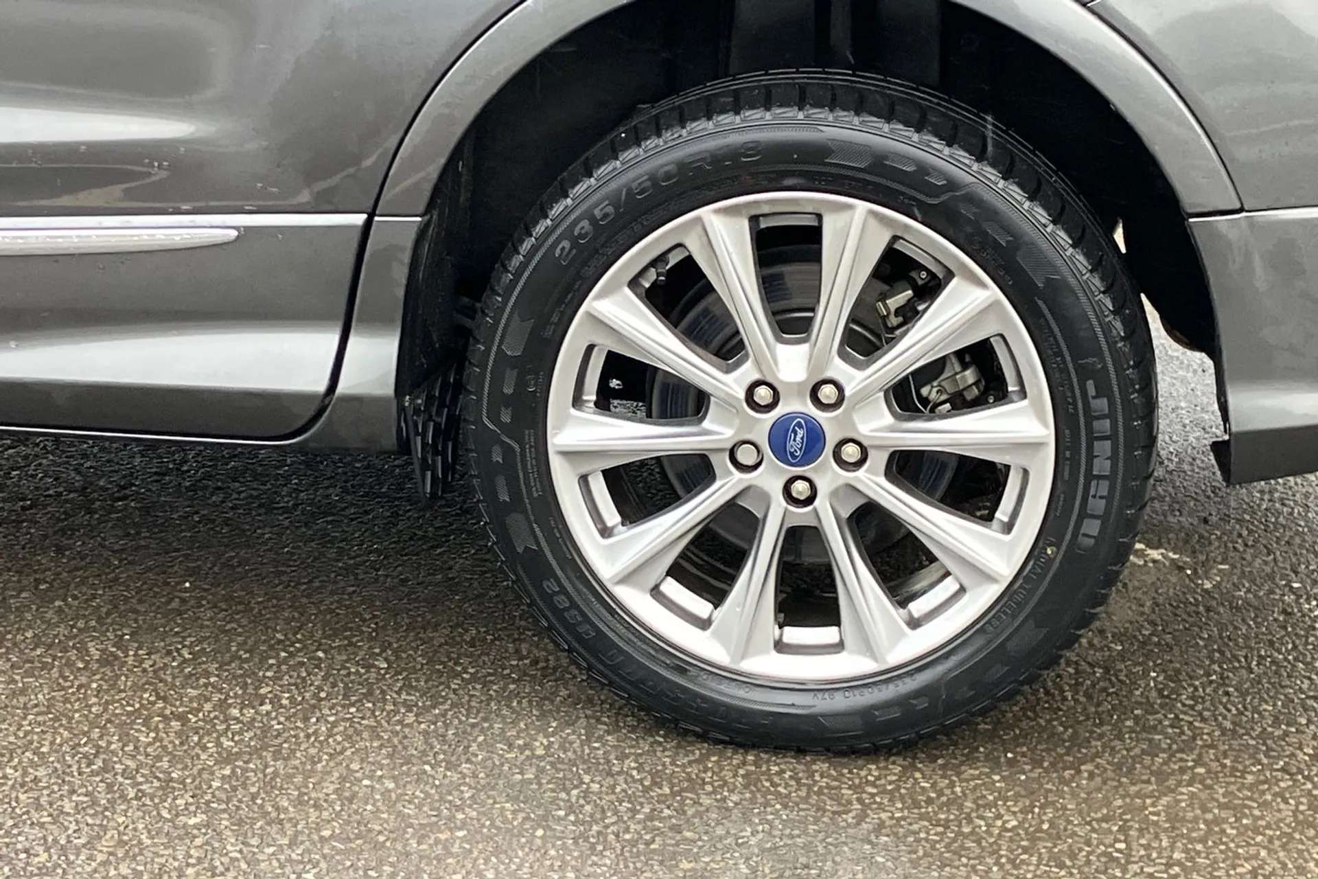 2019 FORD KUGA VIGNALE 2019 FORD KUGA VIGNALE