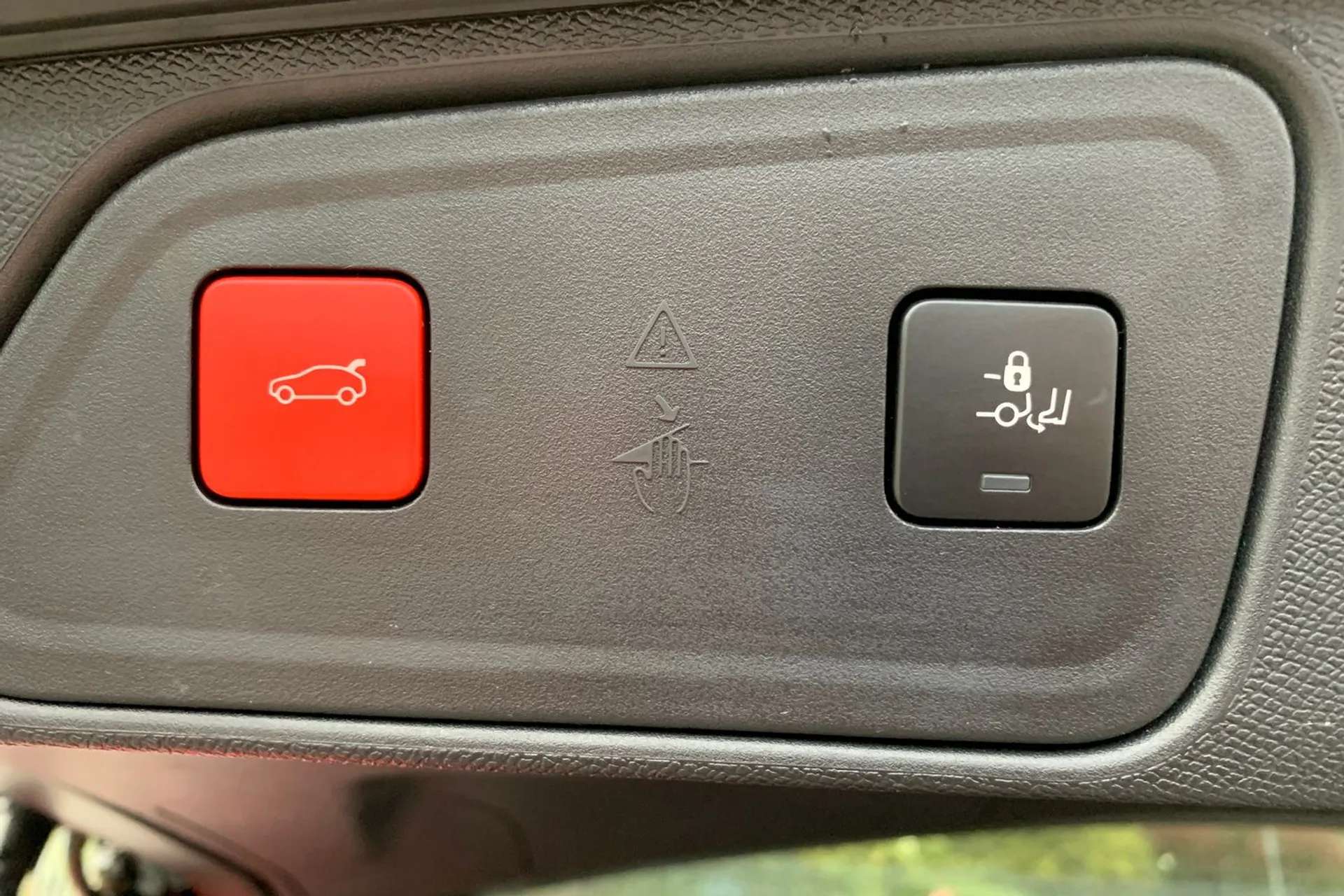 2020 PEUGEOT 3008 2020 PEUGEOT 3008
