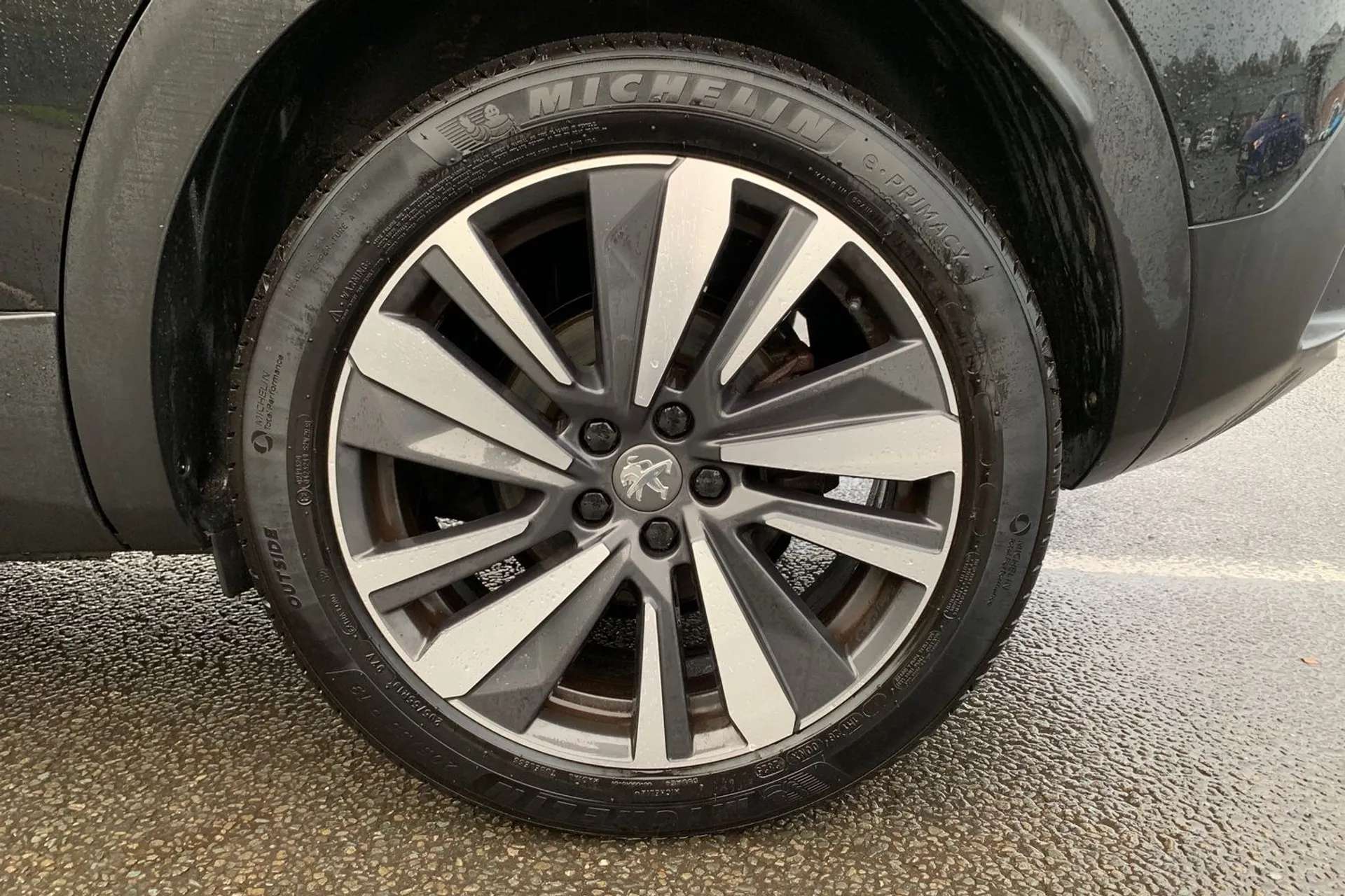 2020 PEUGEOT 3008 2020 PEUGEOT 3008