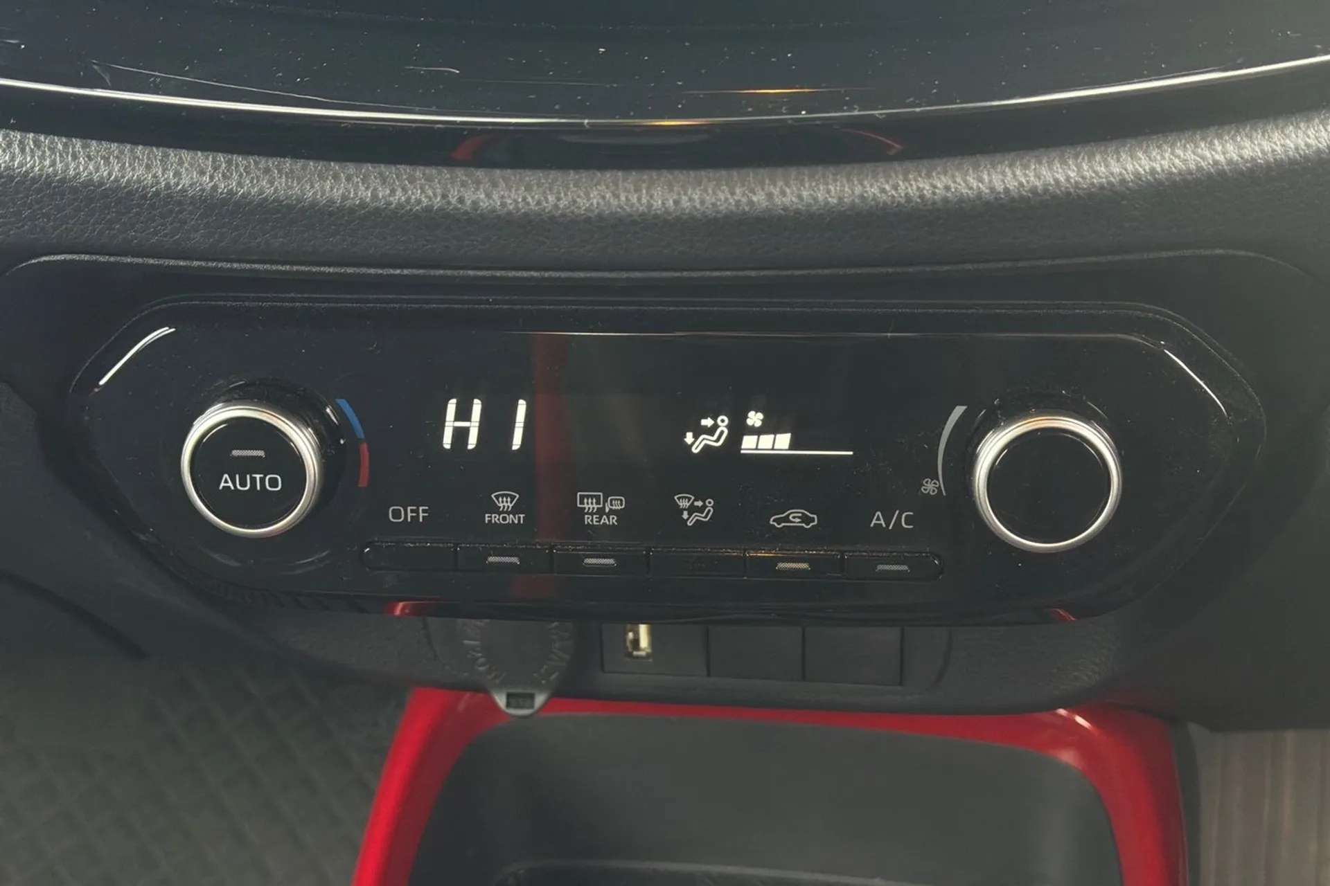 2023 TOYOTA AYGO X 2023 TOYOTA AYGO X
