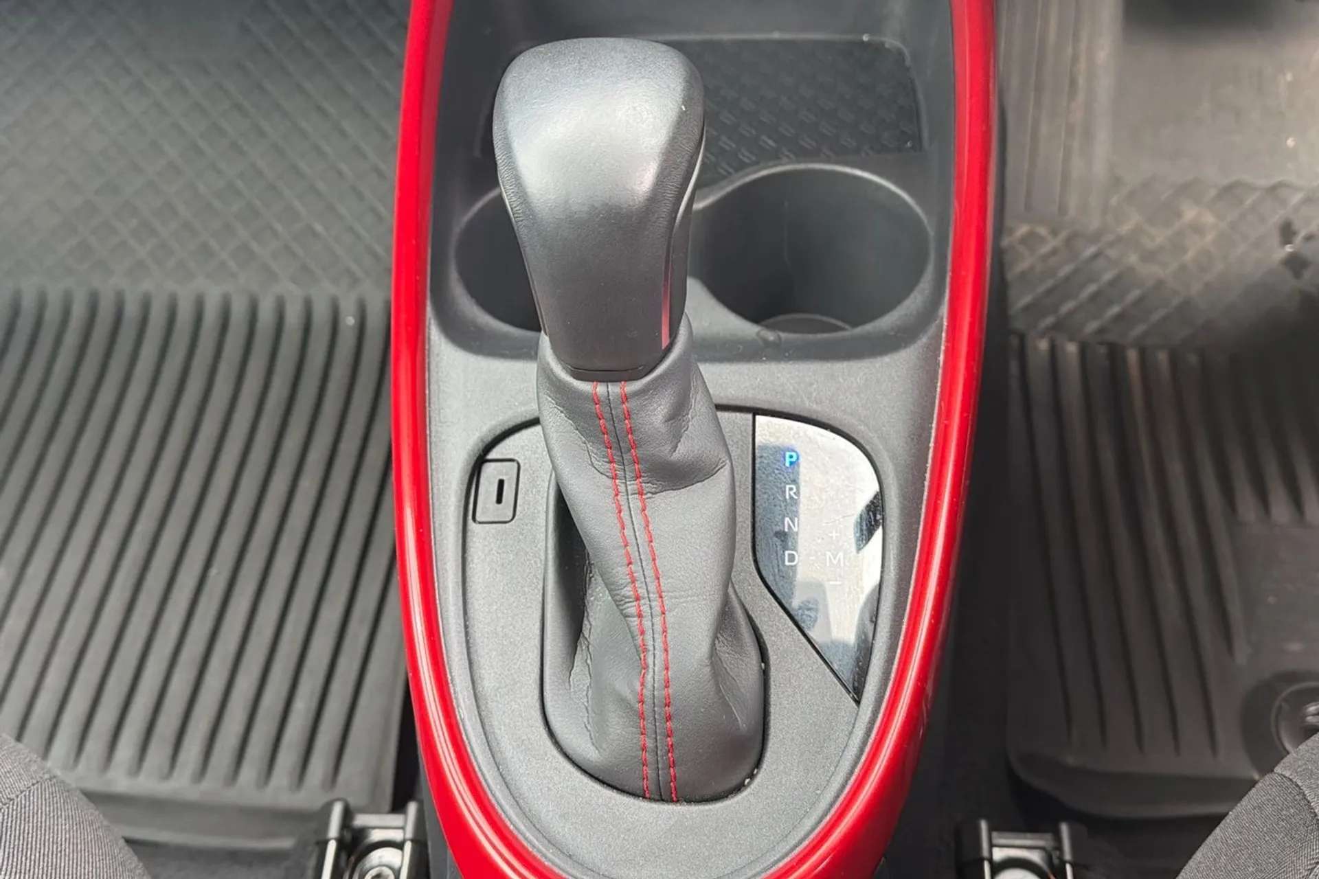 2023 TOYOTA AYGO X 2023 TOYOTA AYGO X