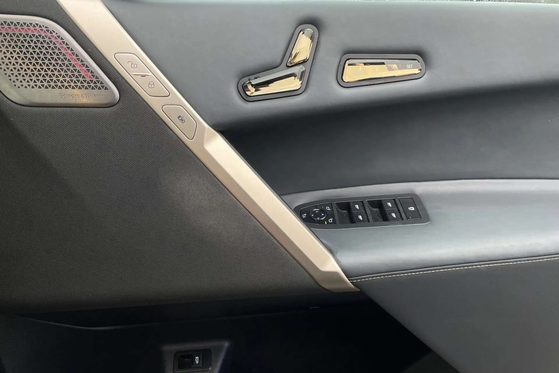 2023 BMW IX 2023 BMW IX