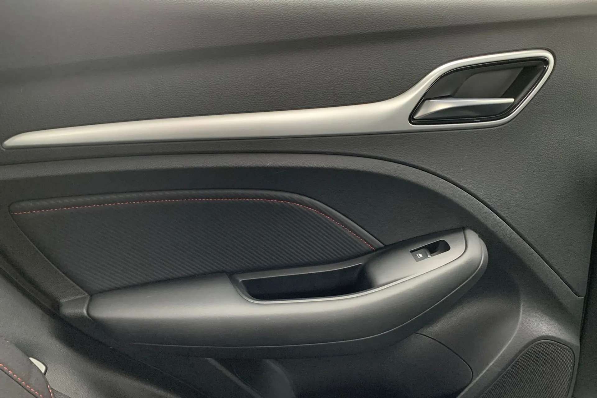 2024 MG MOTOR UK ZS 2024 MG MOTOR UK ZS