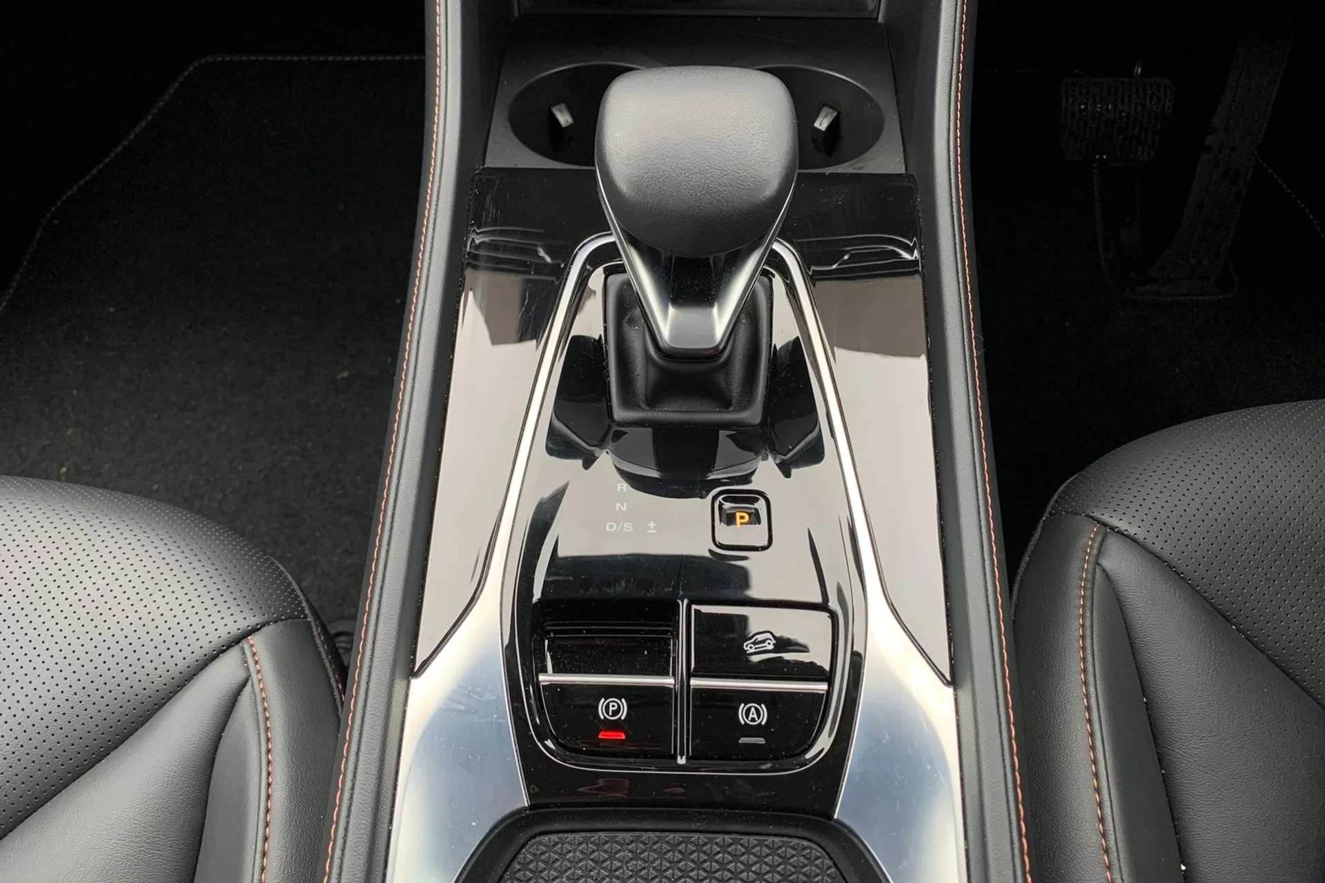 2025 MG MOTOR UK HS 2025 MG MOTOR UK HS
