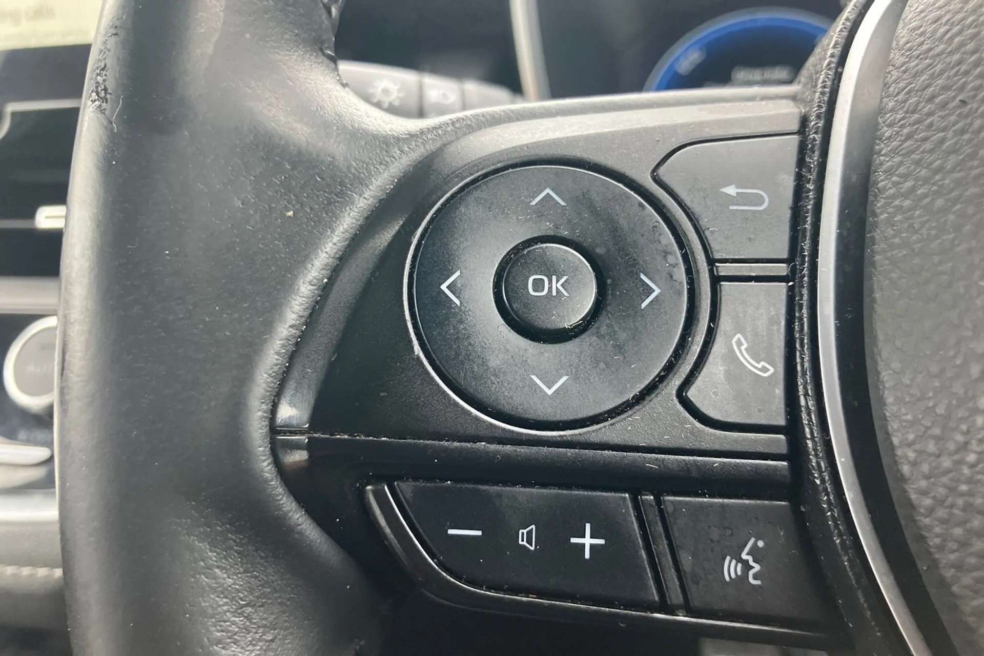 2024 TOYOTA COROLLA 2024 TOYOTA COROLLA