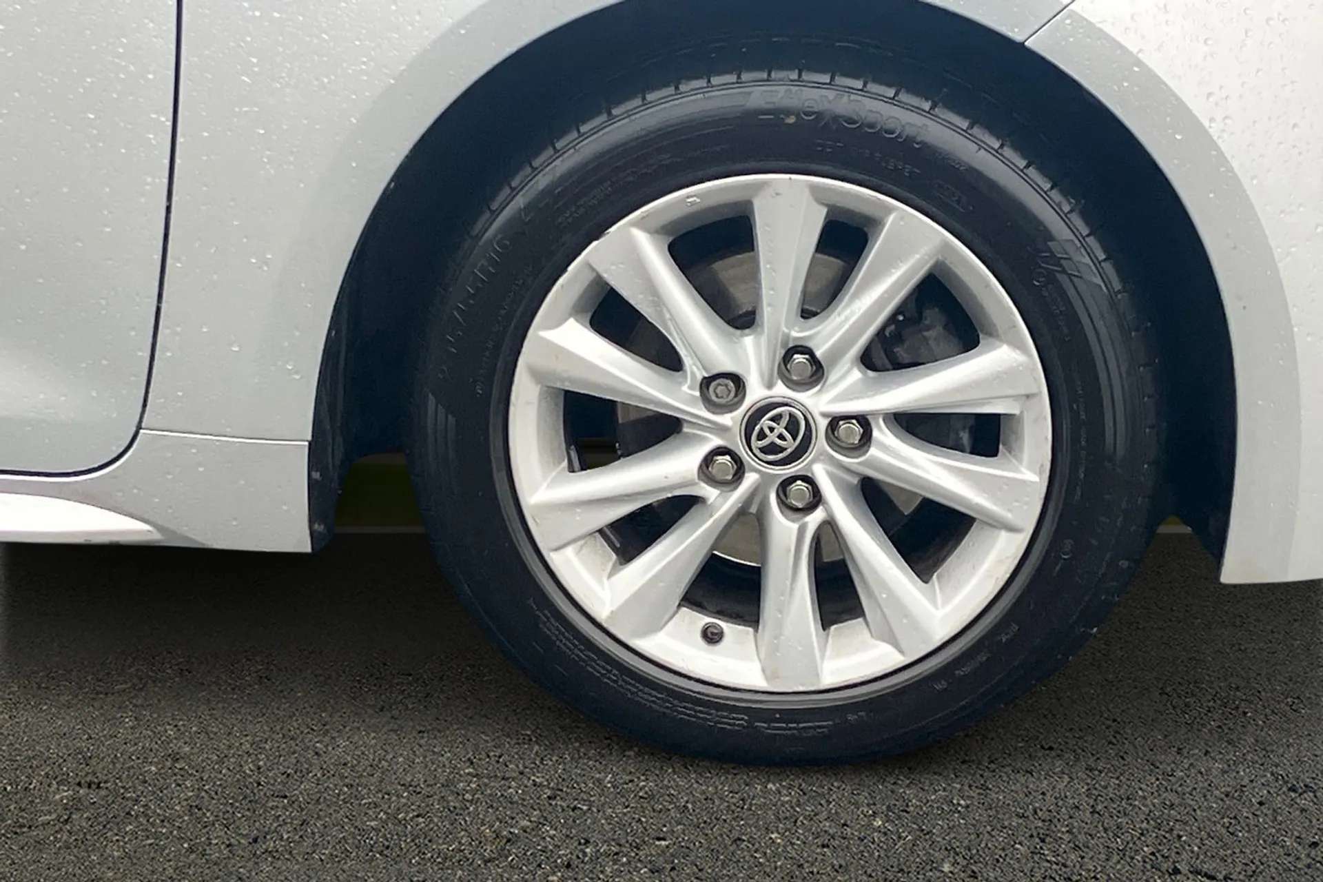 2024 TOYOTA COROLLA 2024 TOYOTA COROLLA